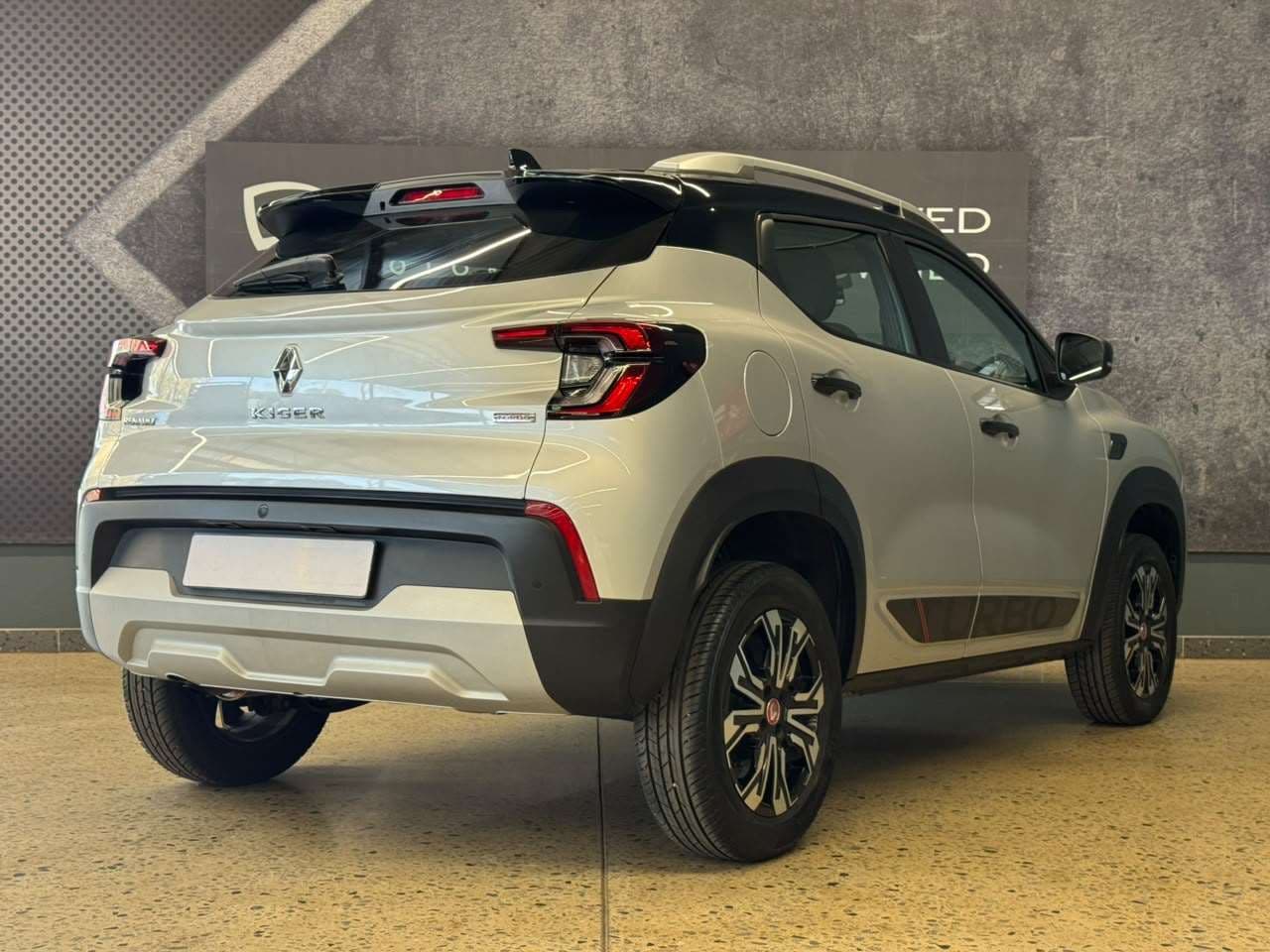 2024 Renault Kiger, image 3 of 14