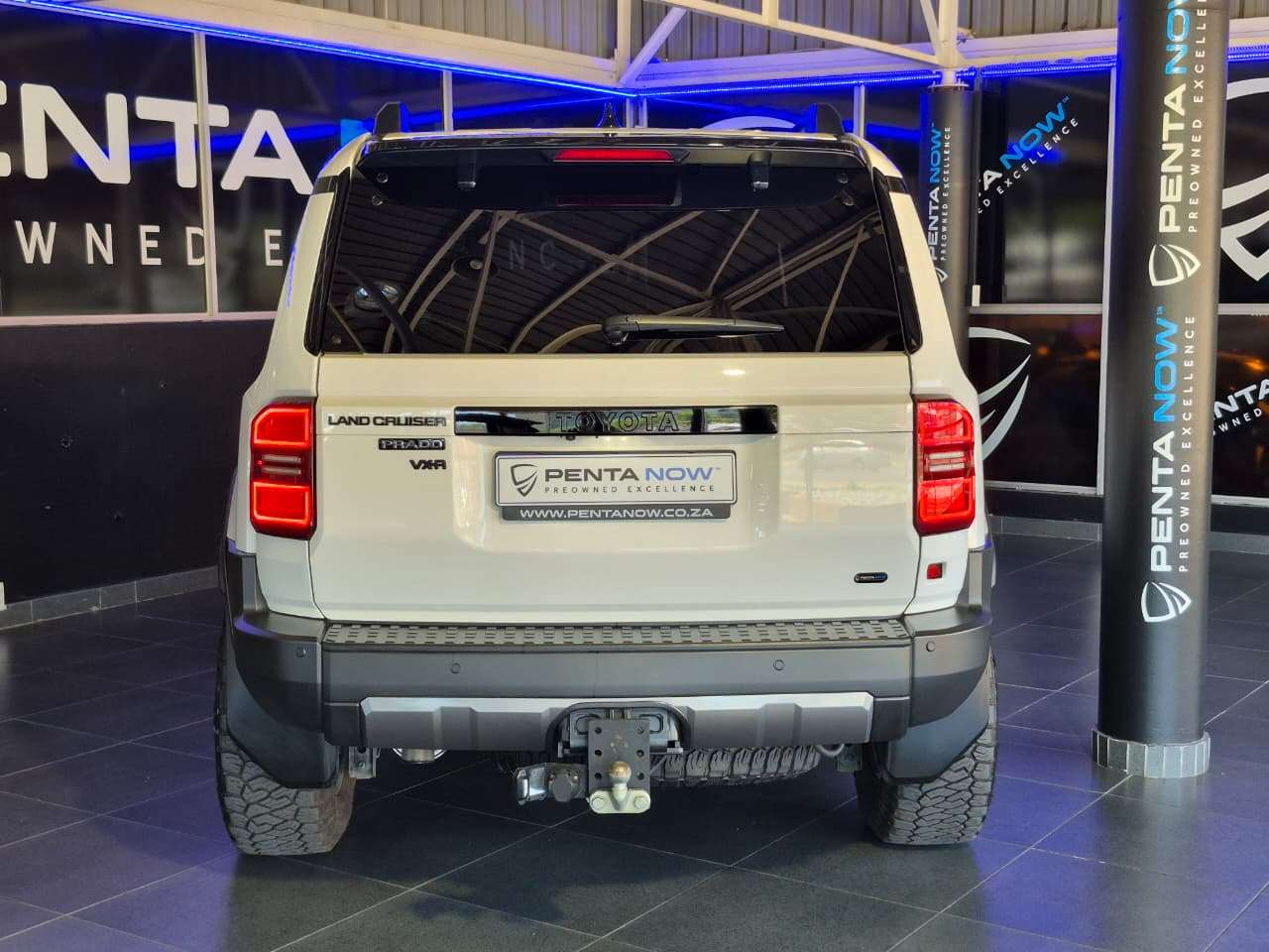 2024 Toyota Prado, image 5 of 16