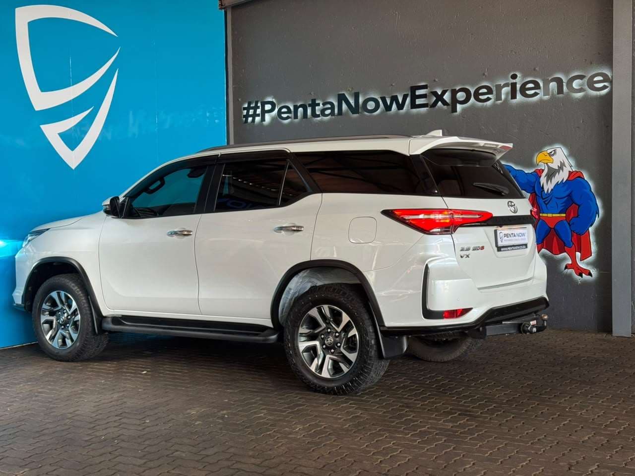 2023 Toyota Fortuner, image 4 of 16