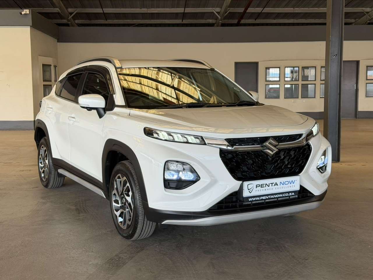 2025 Suzuki Fronx, image 7 of 16