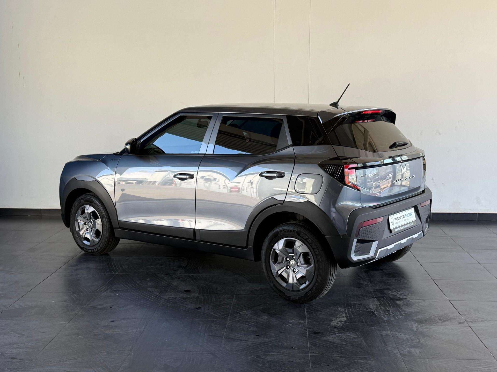 2026 Mahindra Xuv3x0, image 8 of 16
