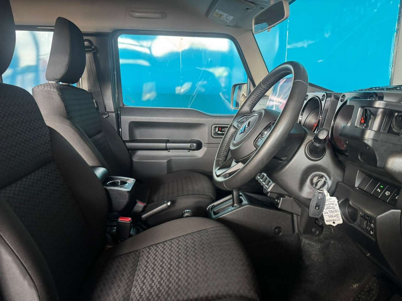 2025 Suzuki Jimny, image 8 of 16