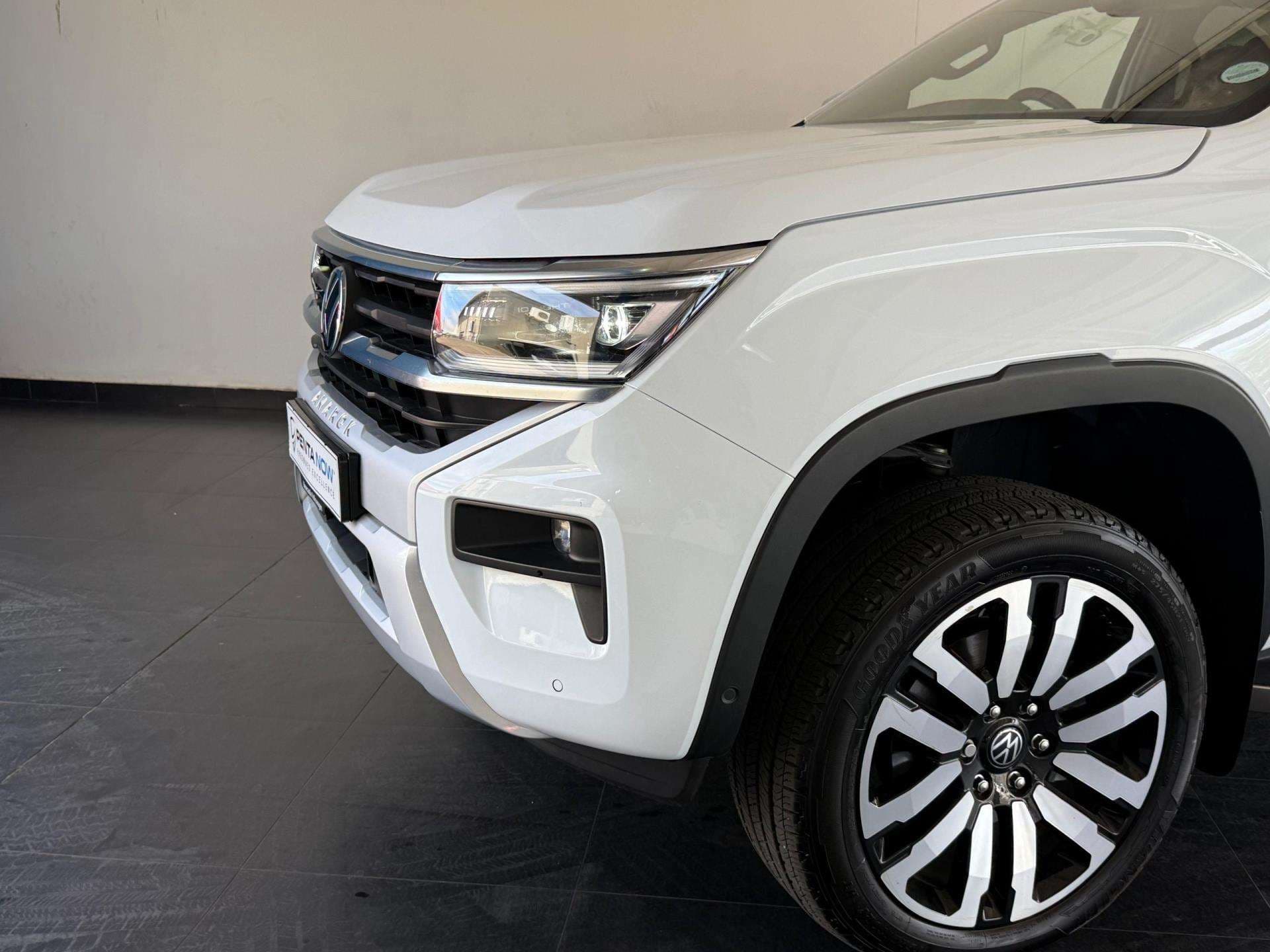 2025 Volkswagen Amarok, image 10 of 16