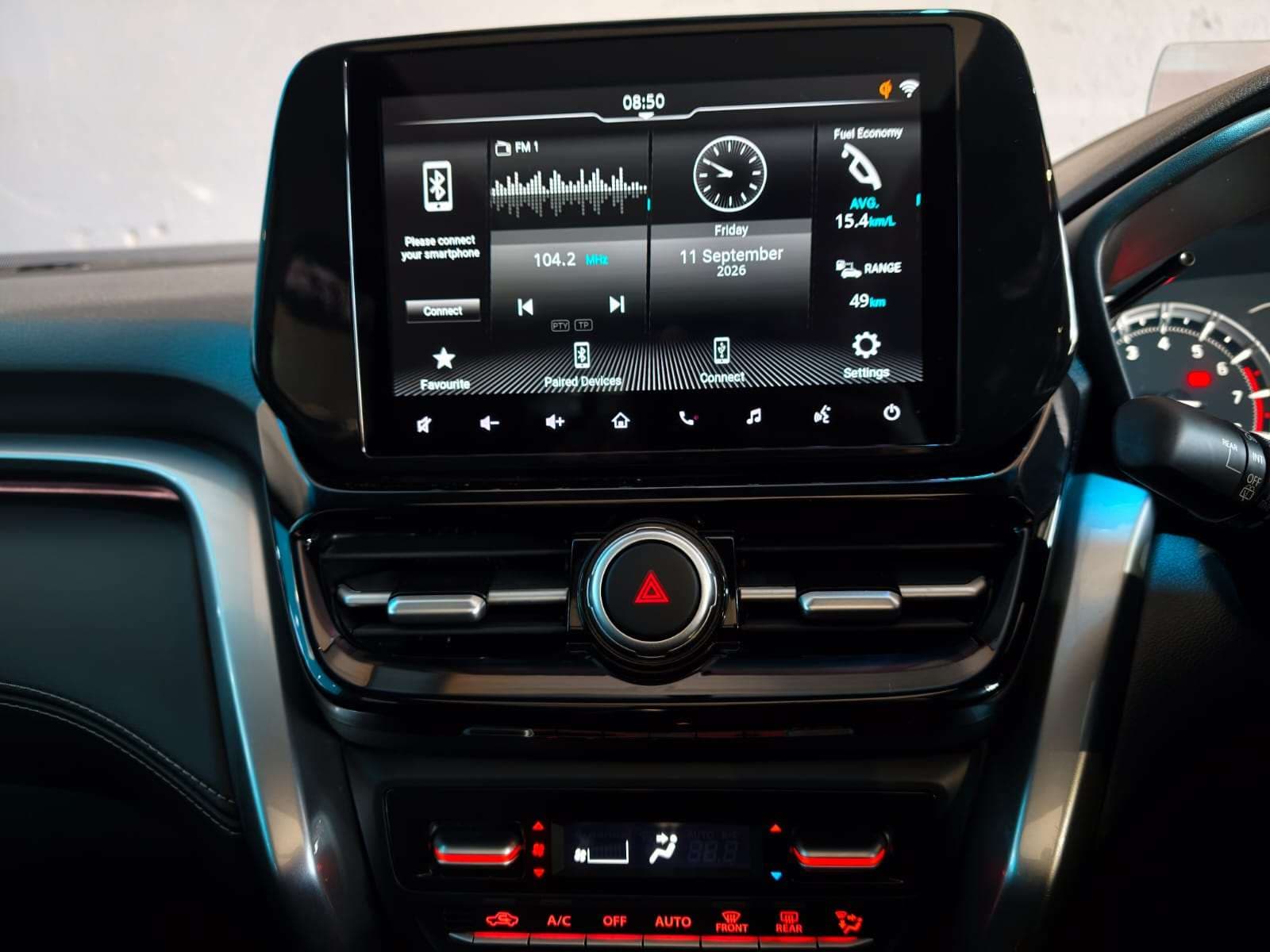 2025 Suzuki Grand, image 11 of 14
