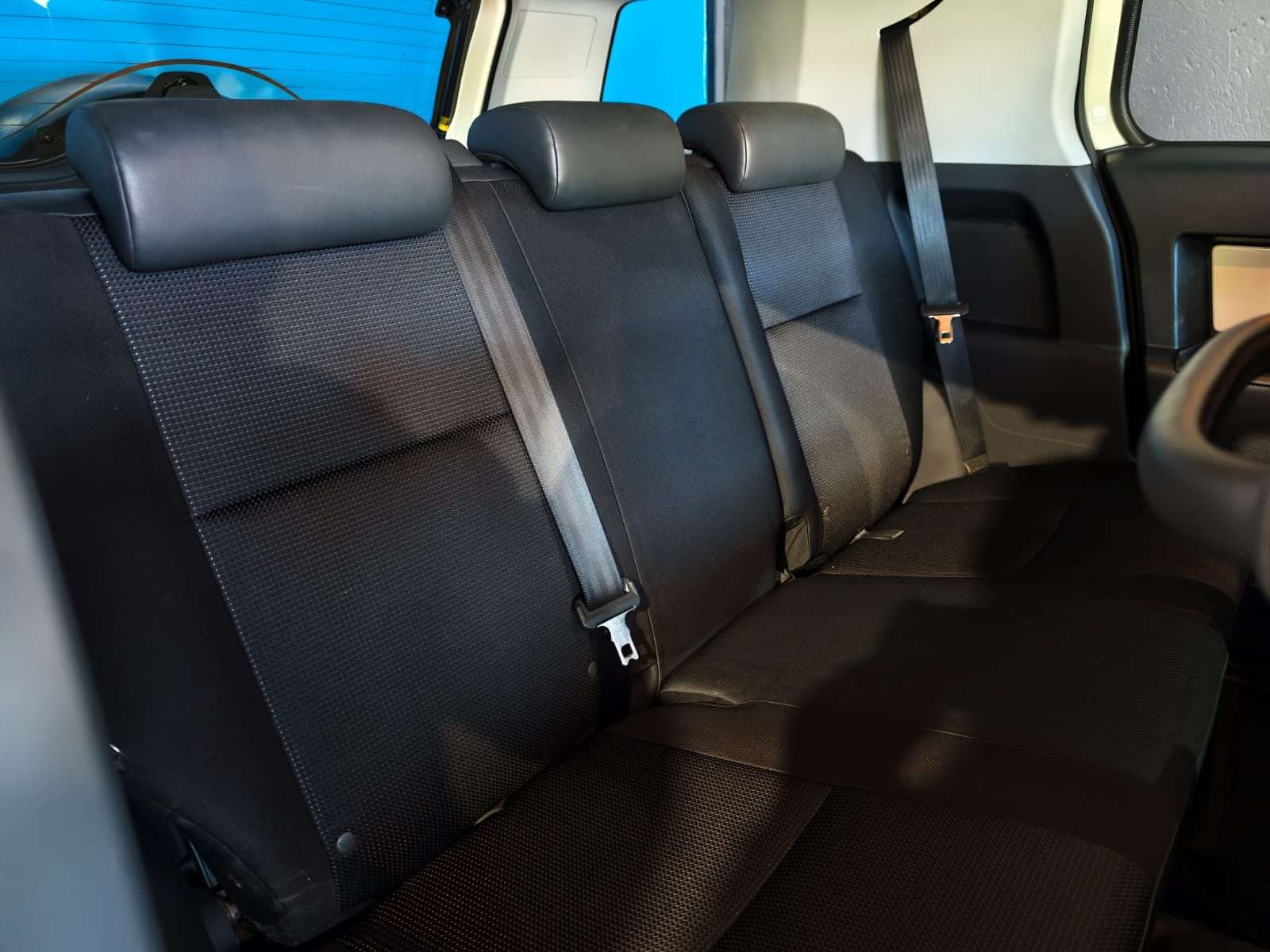 2012 Toyota Land Cruiser Fj, image 8 of 16