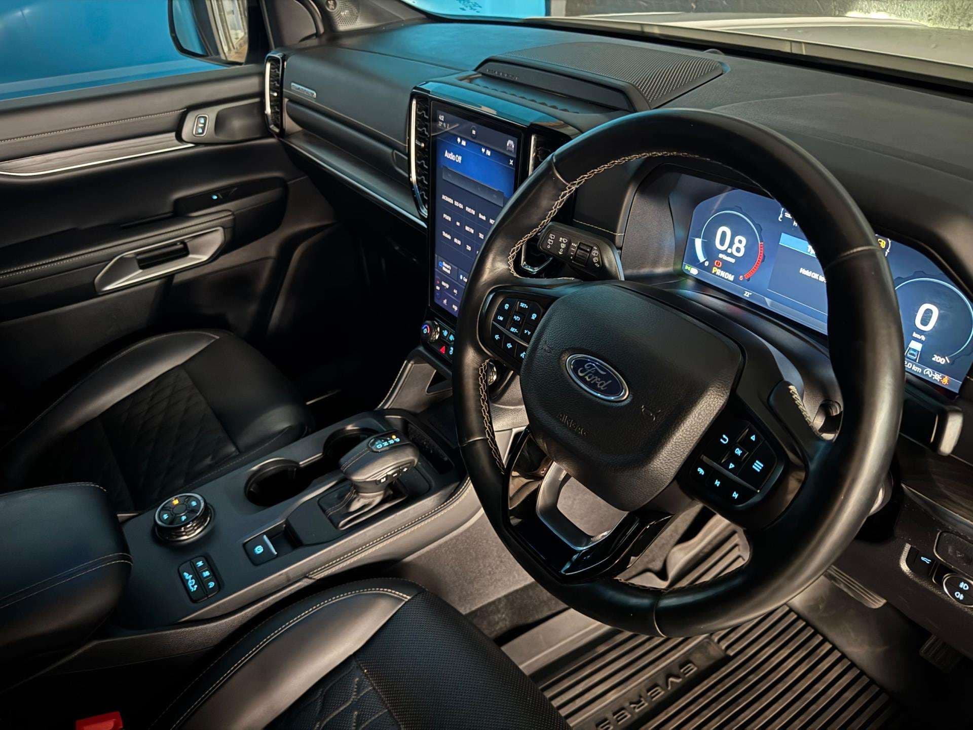 2023 Ford Everest, image 11 of 16