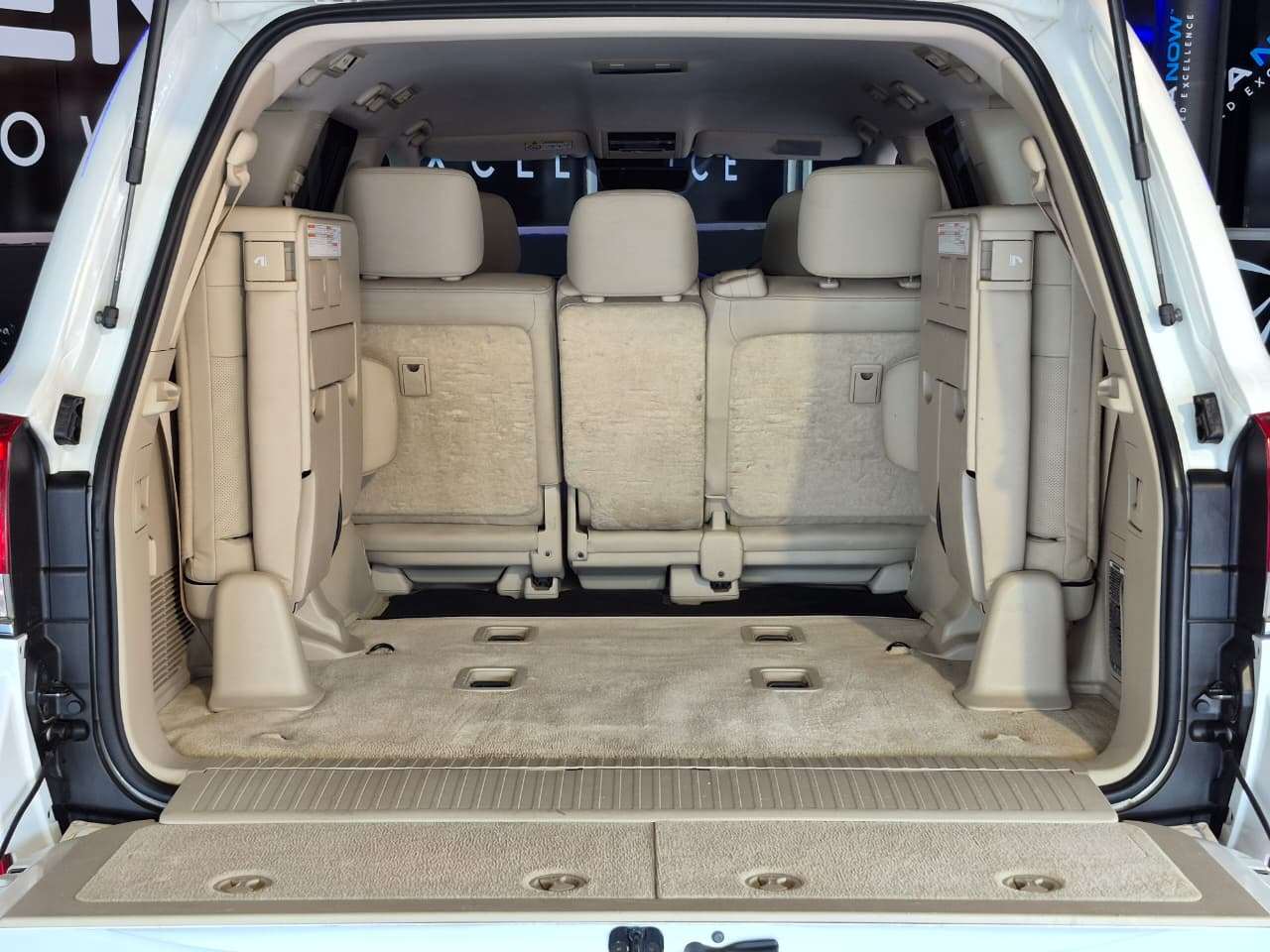 2019 Toyota Lc200, image 15 of 16