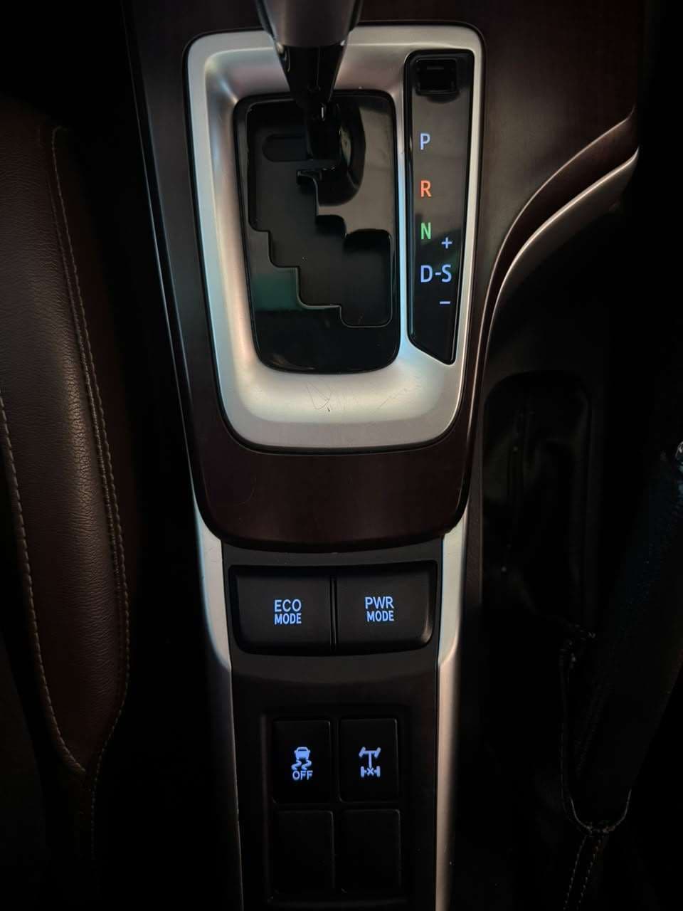 2020 Toyota Fortuner, image 10 of 16