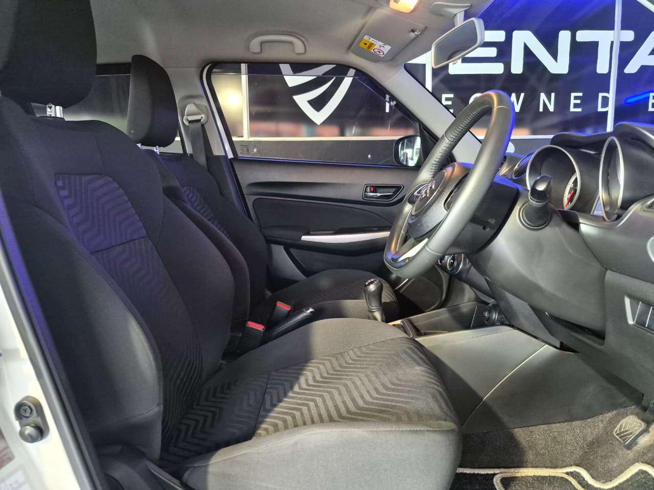 2023 Suzuki Swift, image 13 of 16