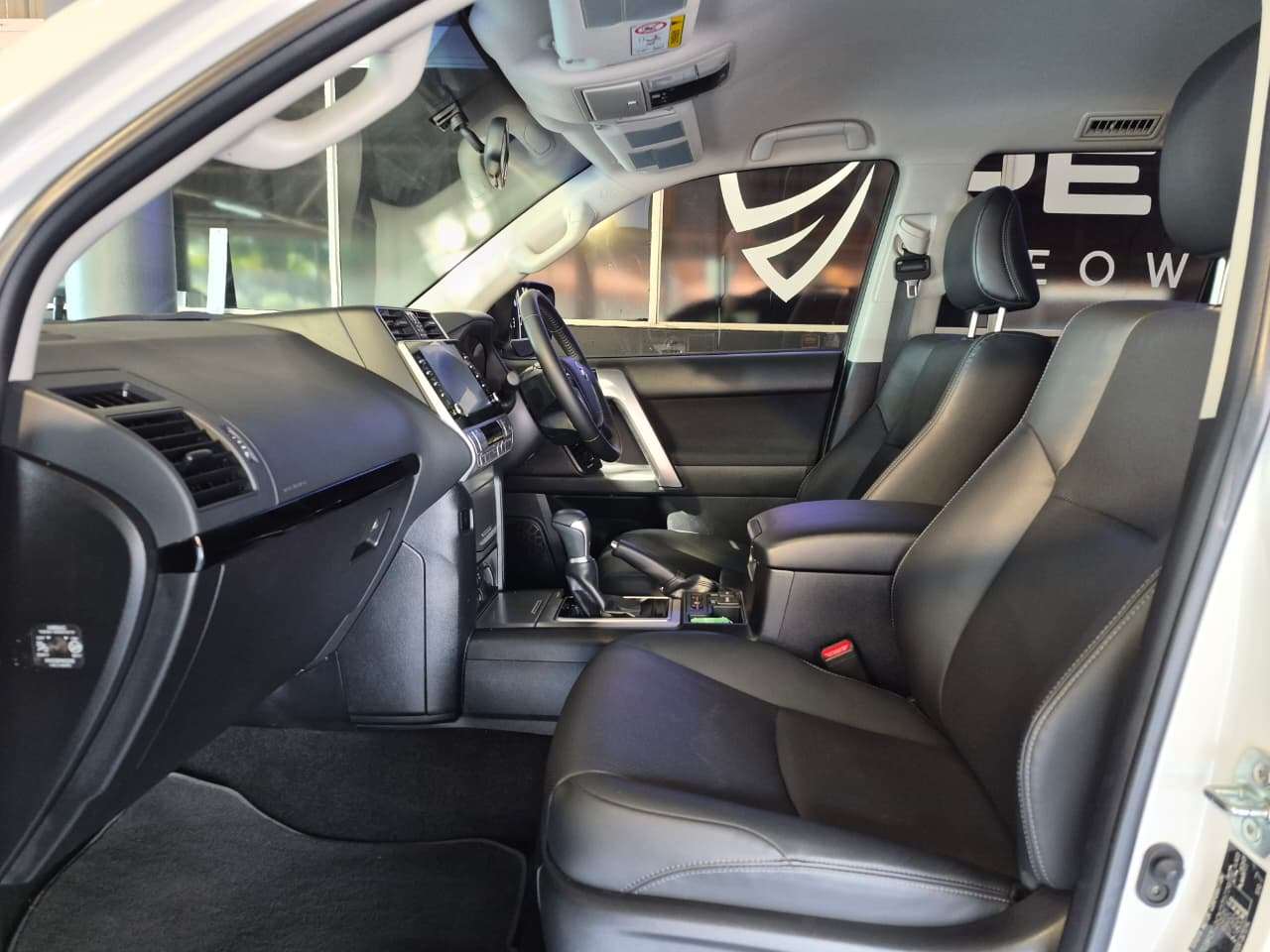 2022 Toyota Prado, image 11 of 16
