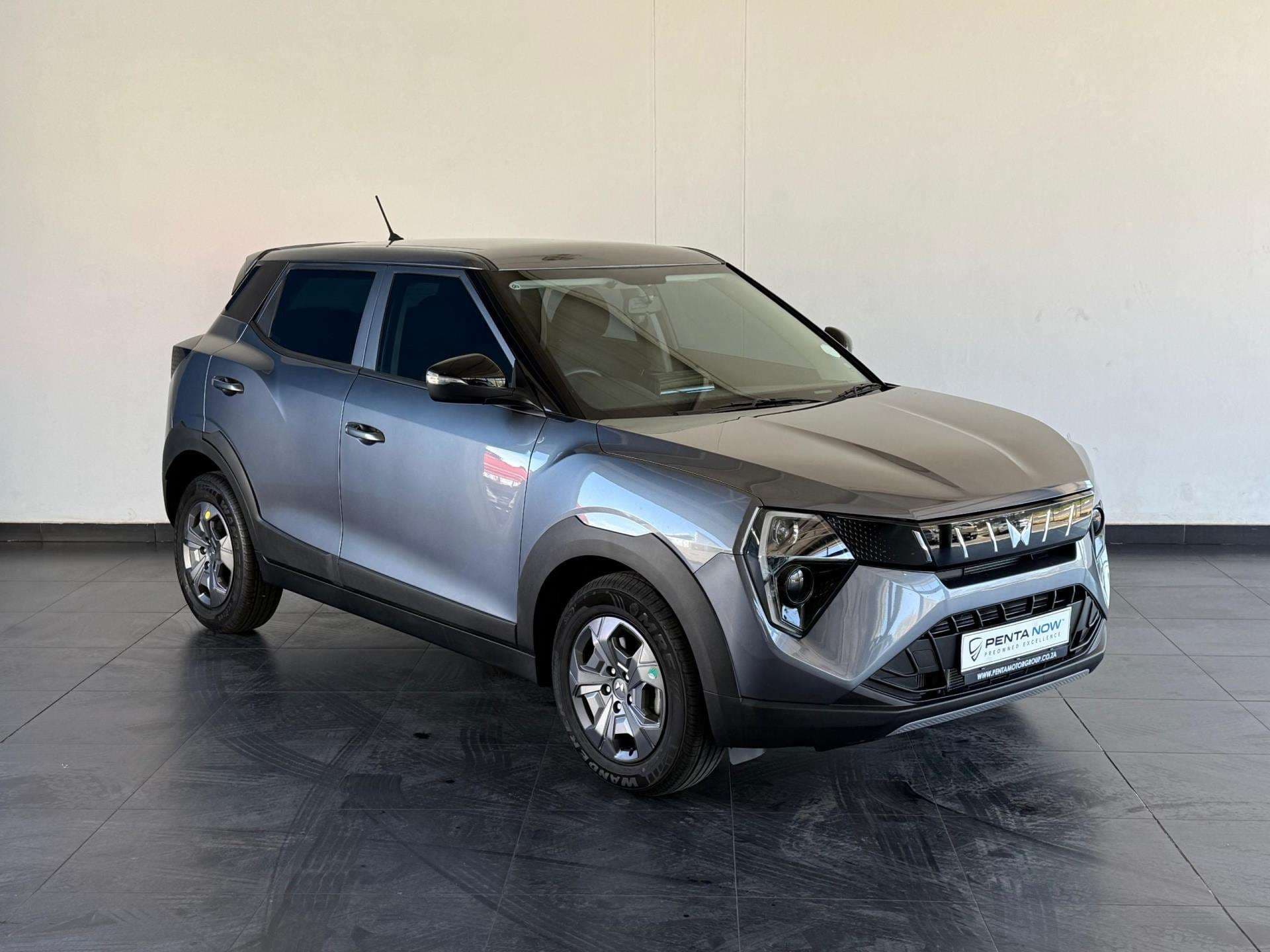 2026 Mahindra Xuv3x0, image 3 of 16