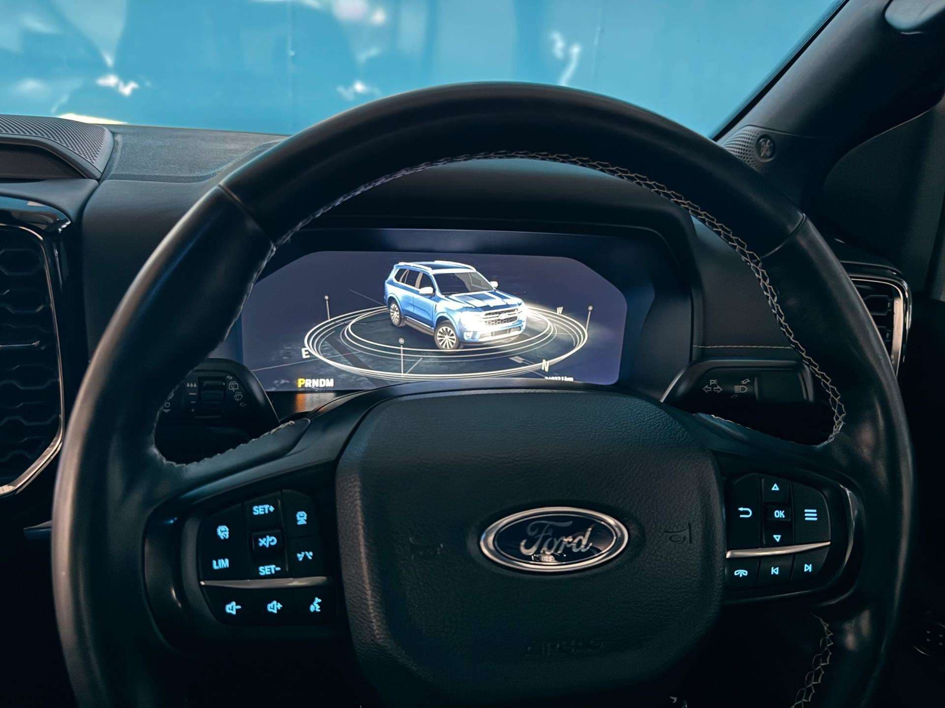2023 Ford Everest, image 10 of 16