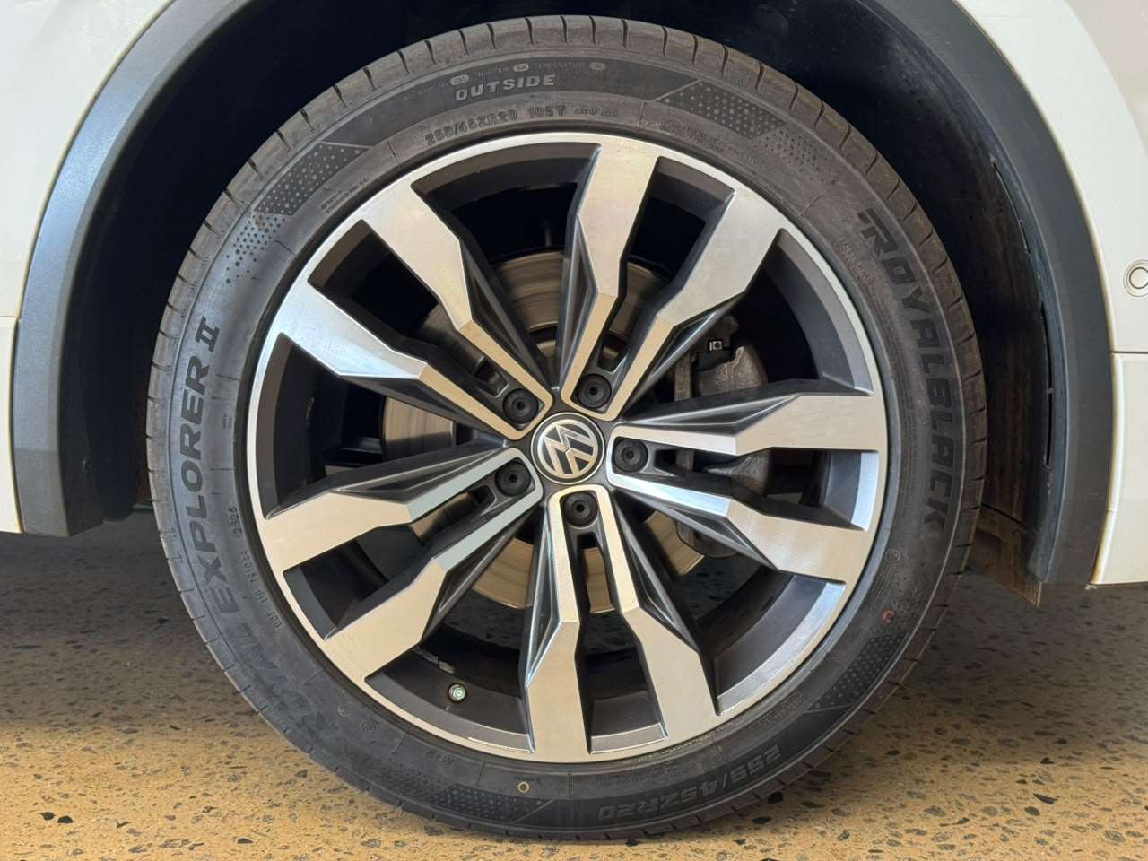 2019 Volkswagen Tiguan Allspace, image 9 of 13