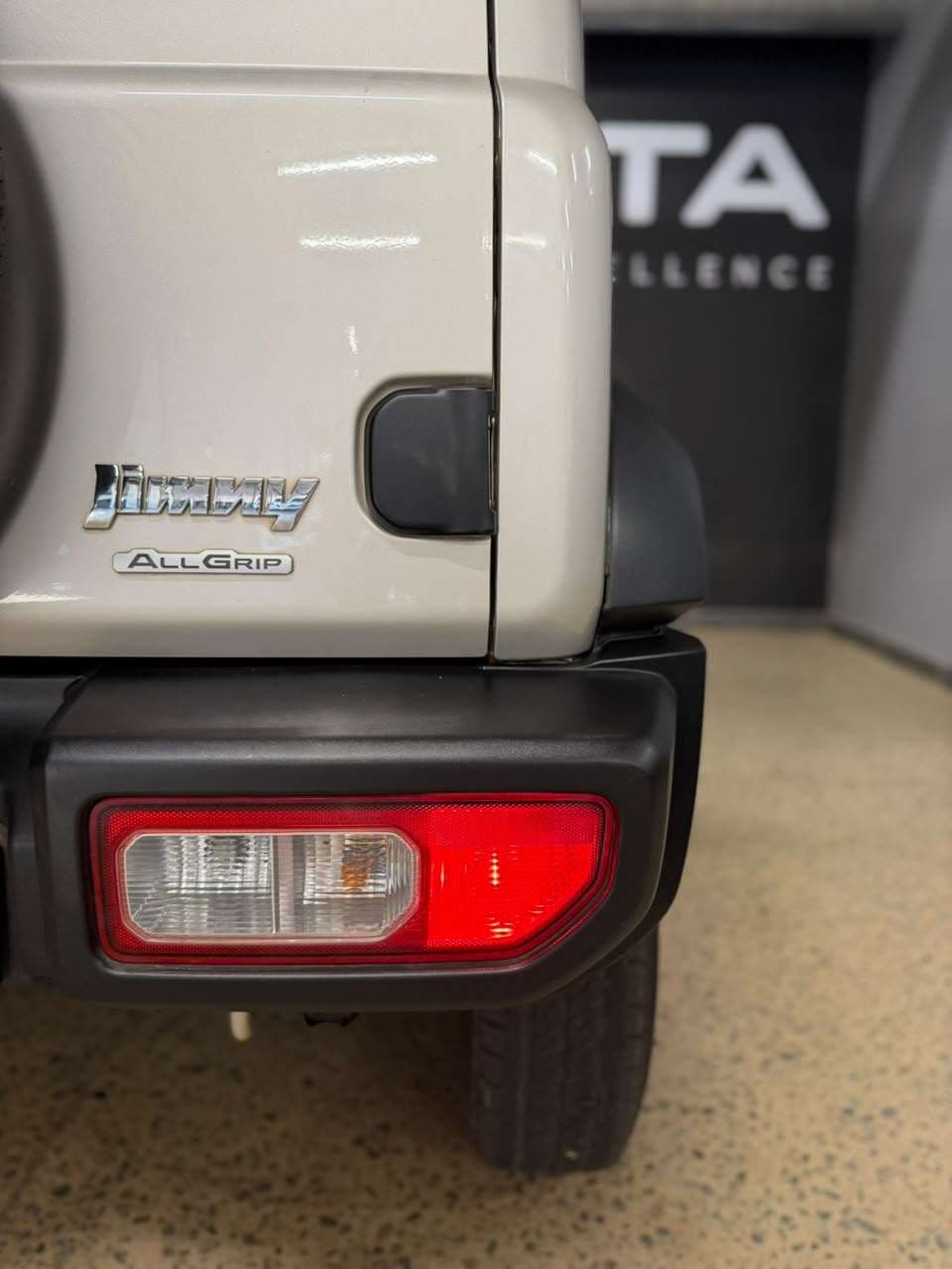 2022 Suzuki Jimny, image 16 of 16