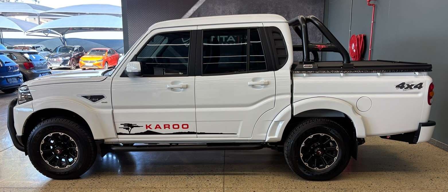 2026 Mahindra Pik Up, image 8 of 16