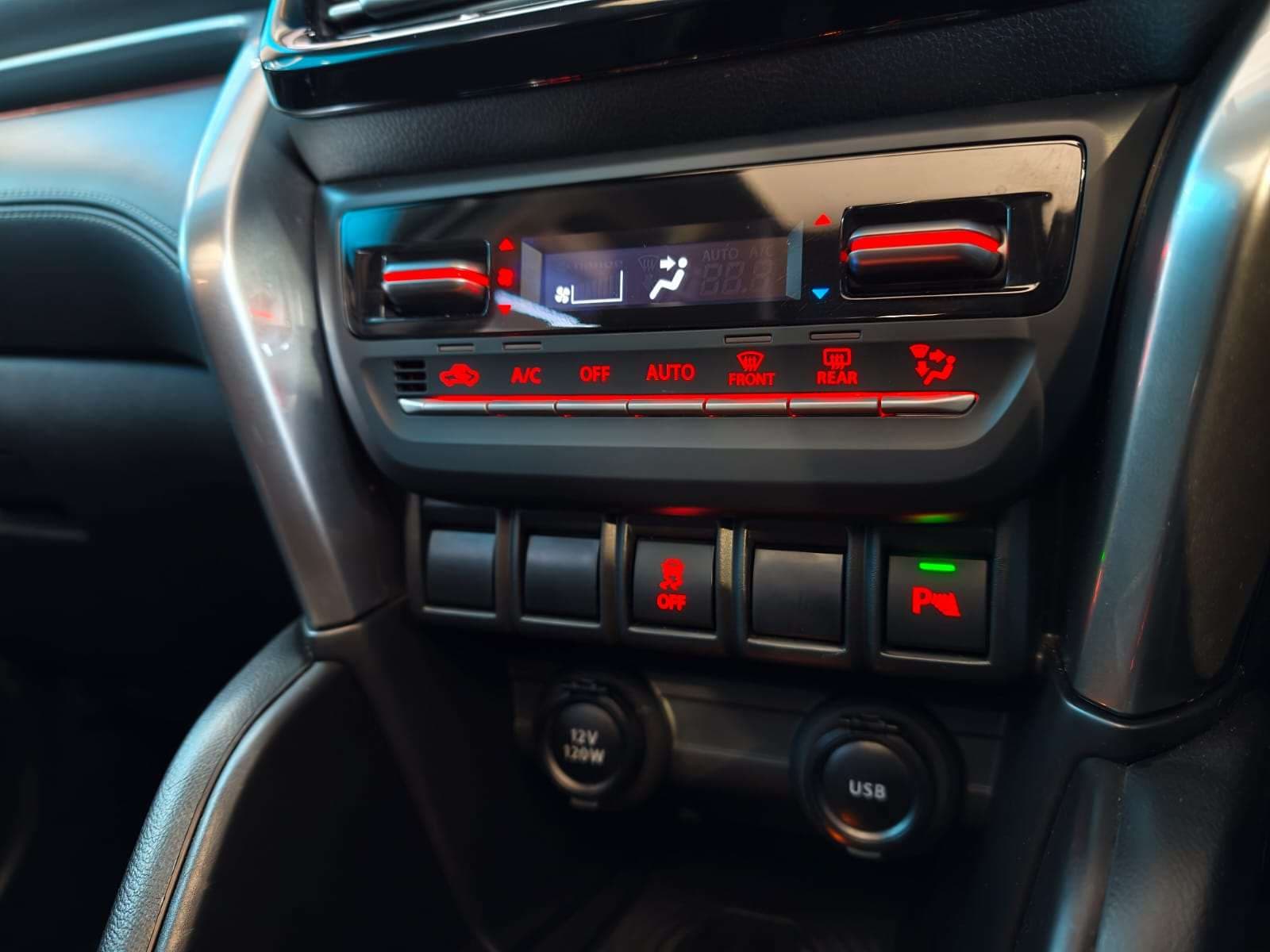 2025 Suzuki Grand, image 10 of 14