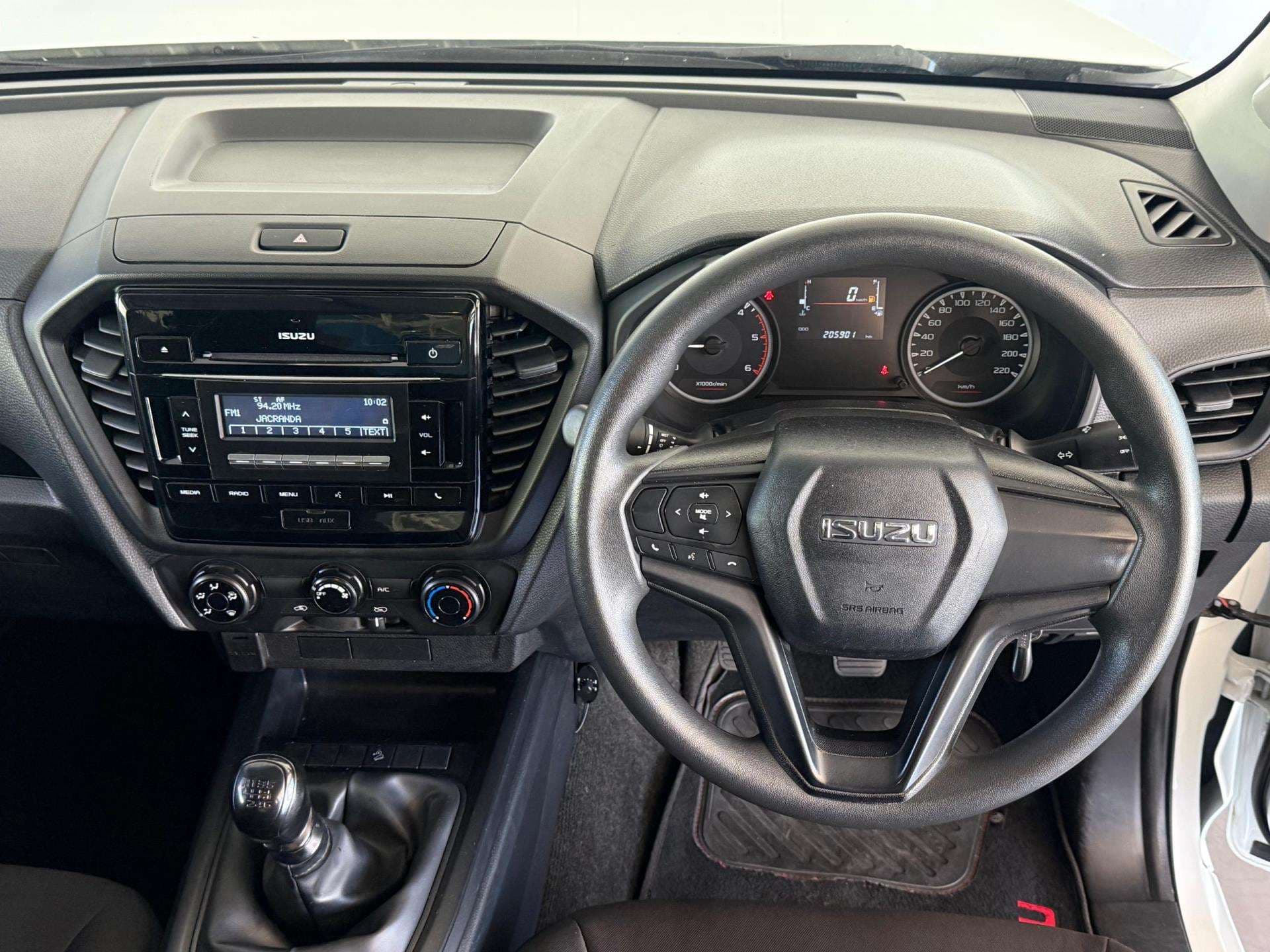 2023 Isuzu D-max, image 11 of 16