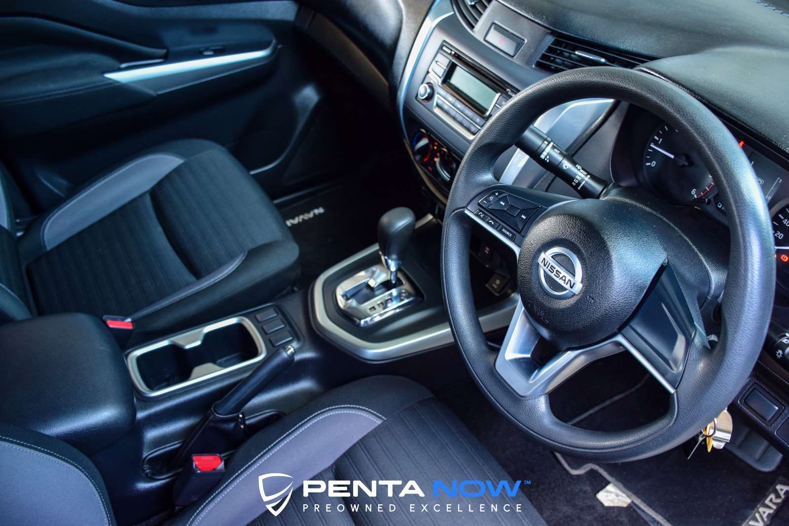 2021 Nissan Navara, image 11 of 16