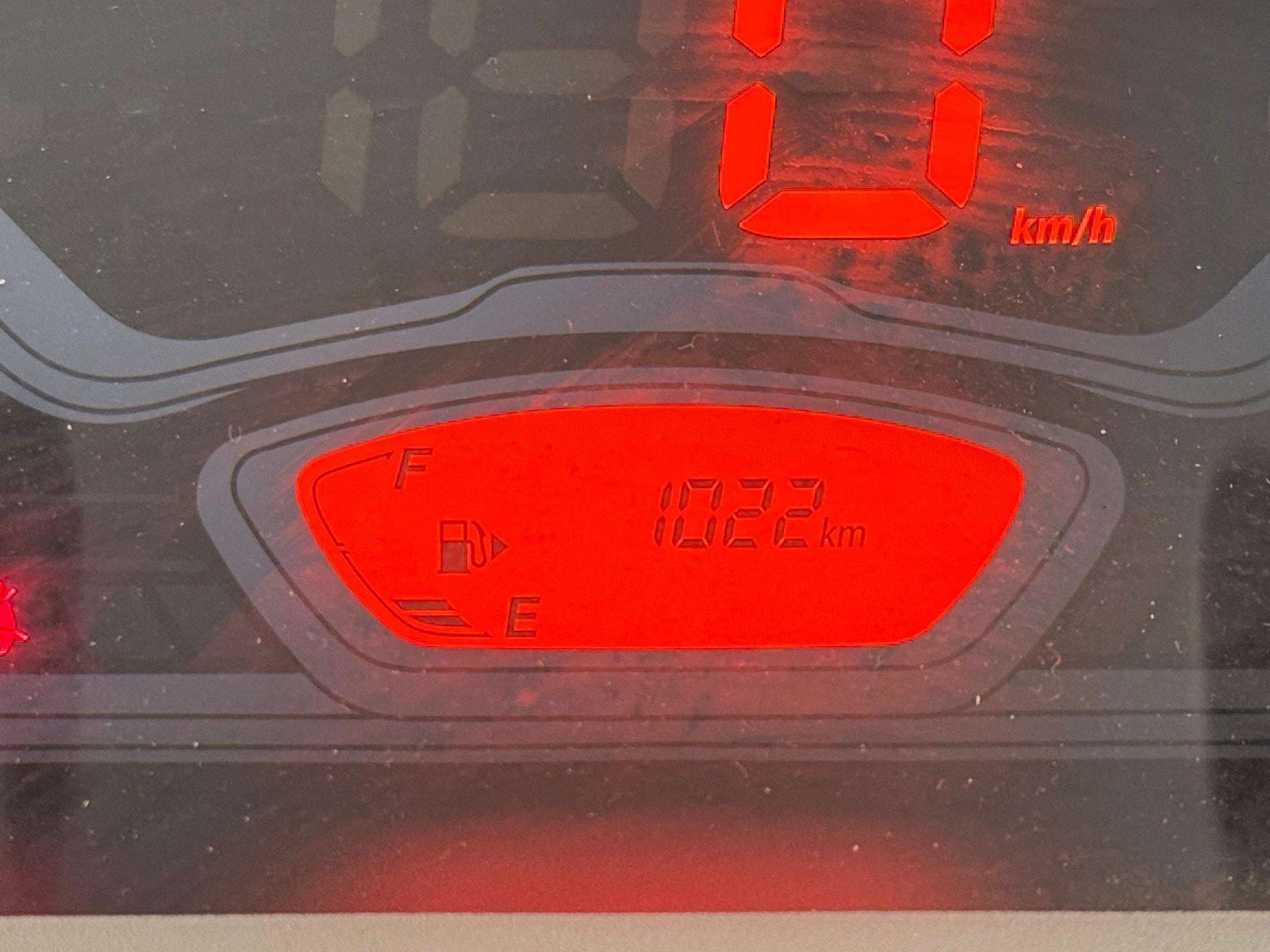 2026 Suzuki Eeco, image 13 of 16