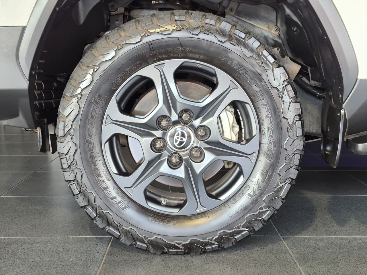 2022 Toyota Land Cruiser 300, image 16 of 16