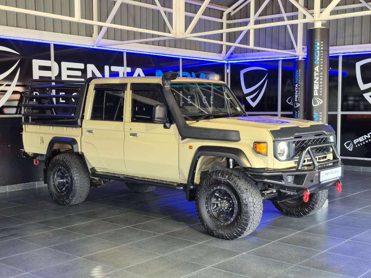2025 Toyota Land Cruiser, image 3 of 16