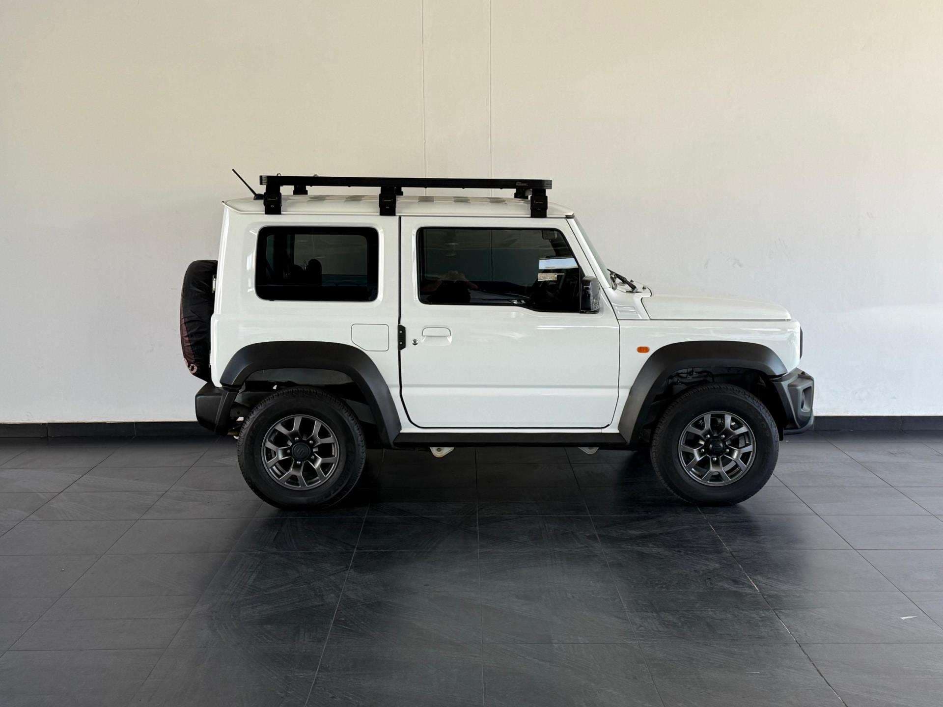 2025 Suzuki Jimny, image 4 of 16