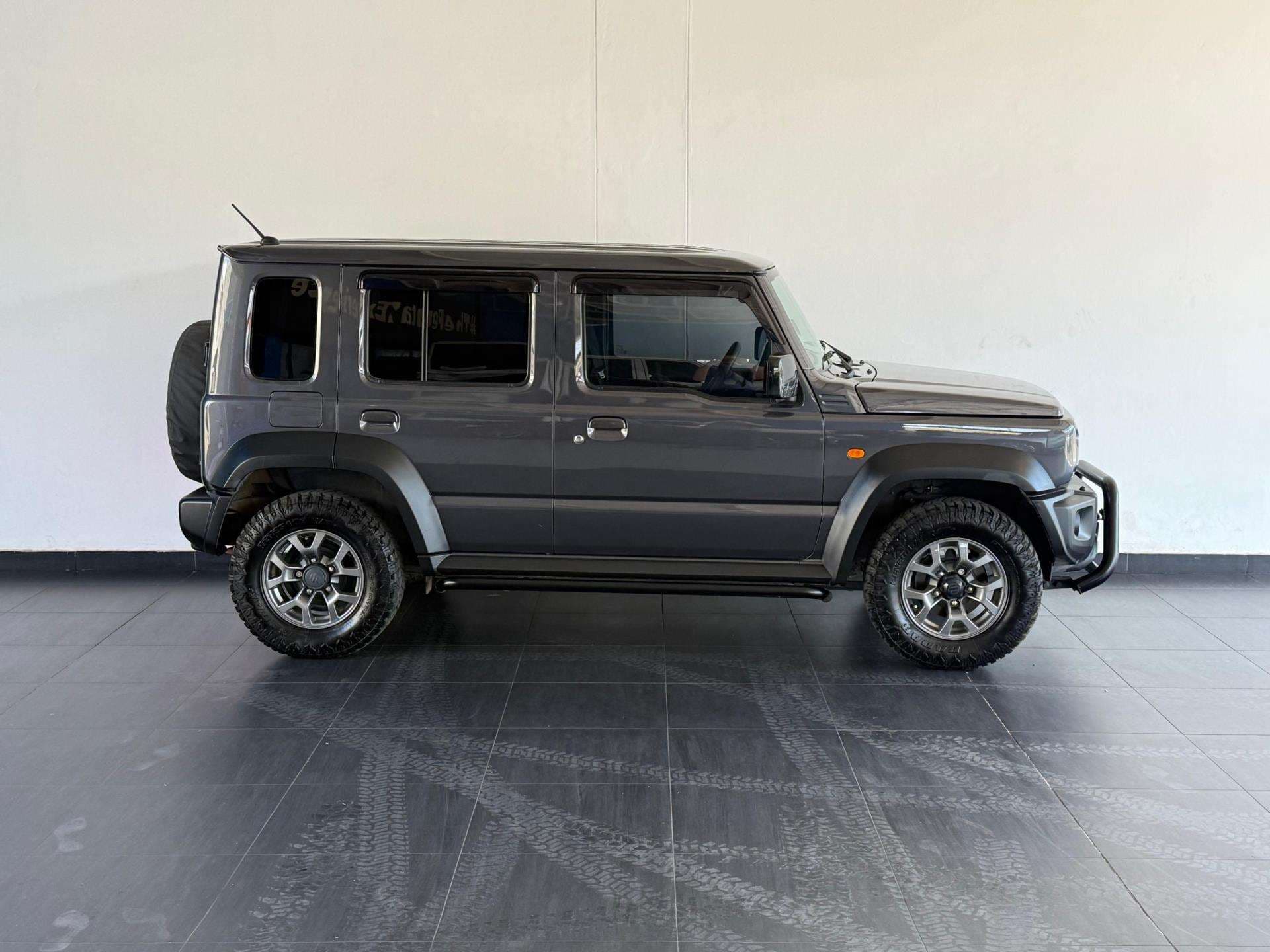 2025 Suzuki Jimny, image 4 of 16