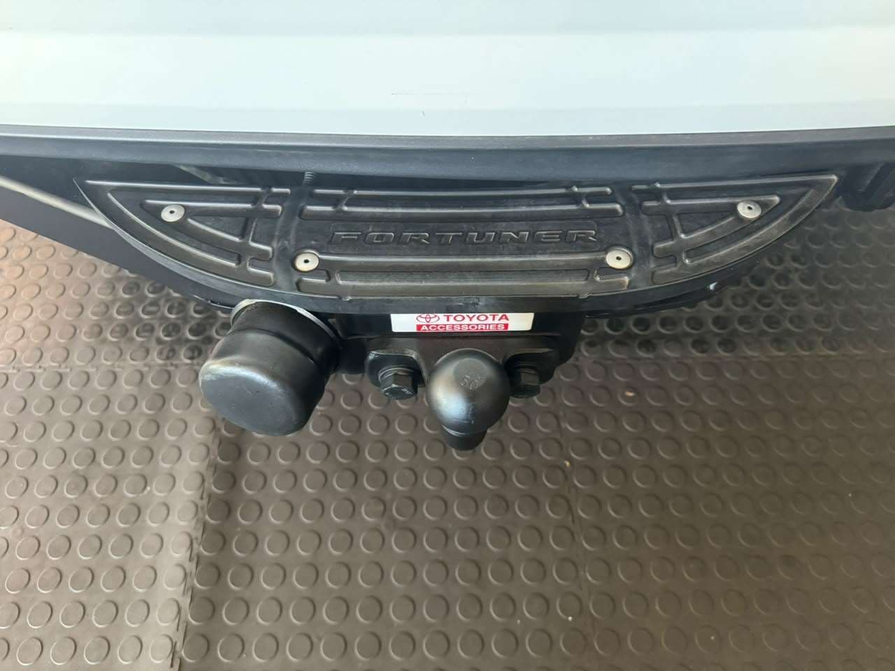 2020 Toyota Fortuner, image 14 of 16