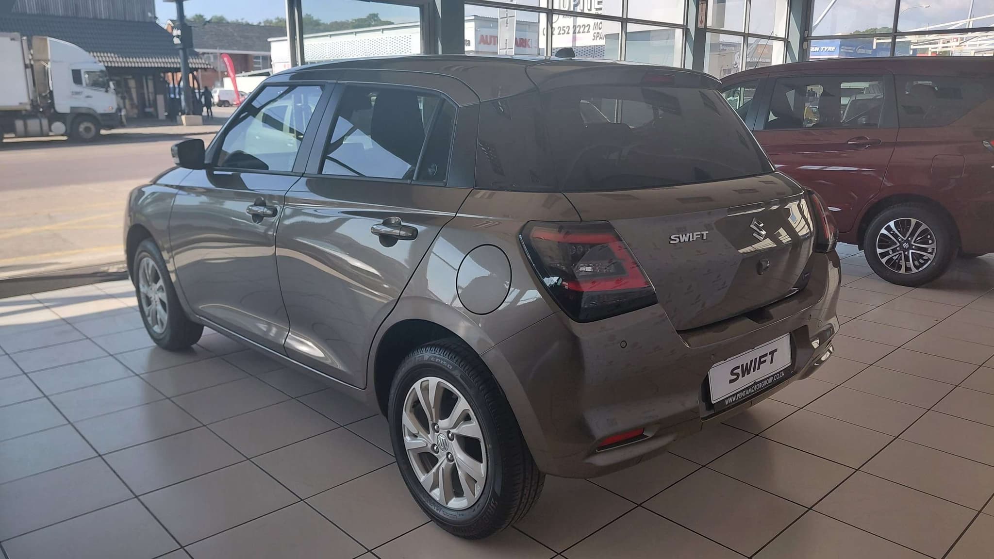 2026 Suzuki Swift, image 5 of 8
