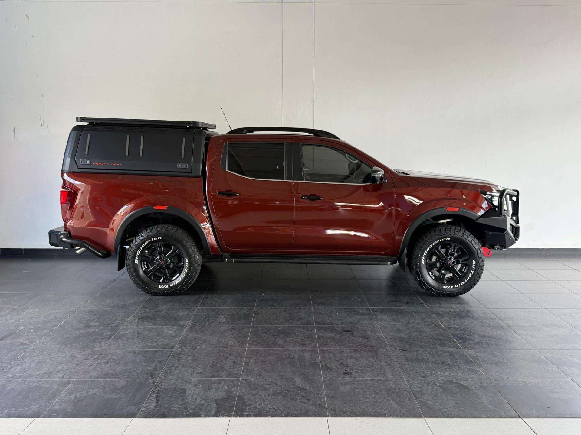 2021 Nissan Navara, image 4 of 16