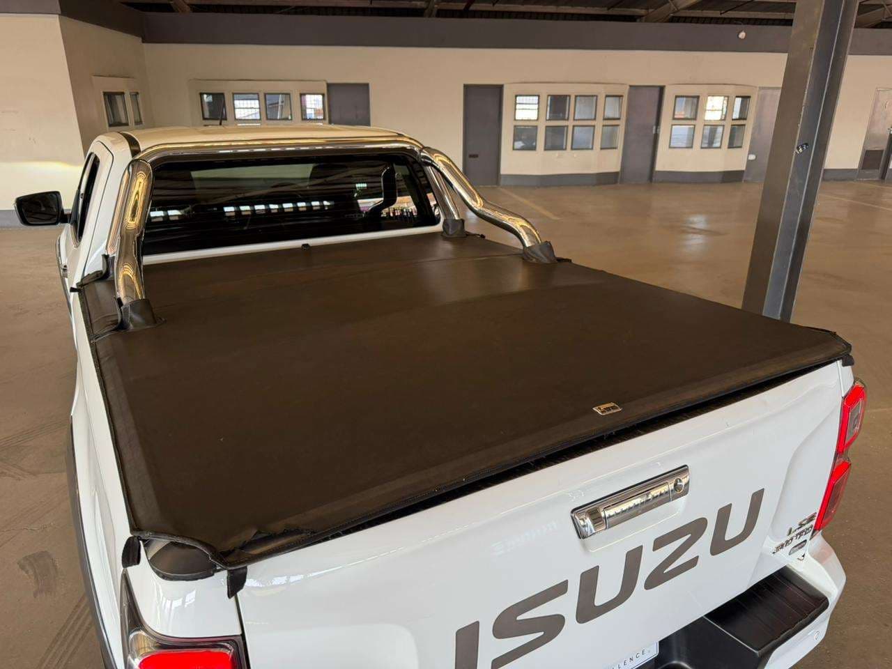 2024 Isuzu D-max, image 13 of 16