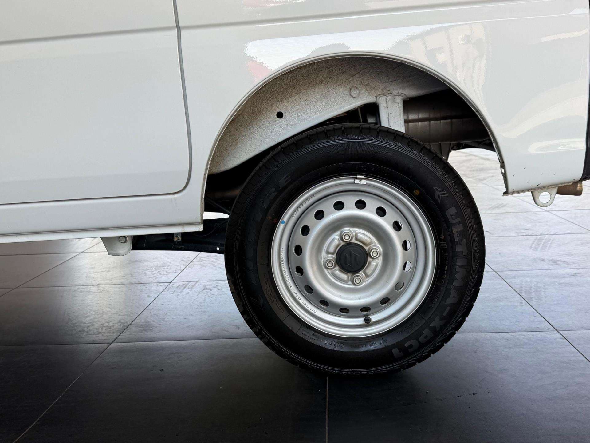 2026 Suzuki Eeco, image 10 of 16