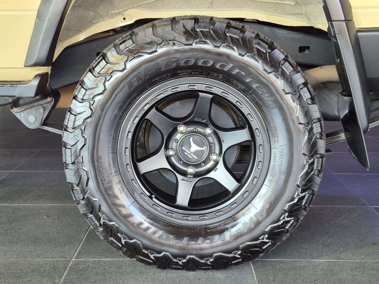 2025 Toyota Landcruiser, image 16 of 16