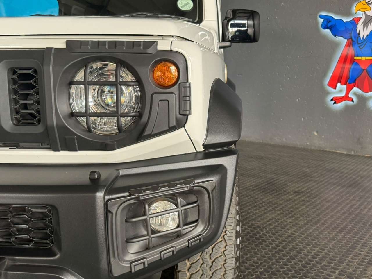 2022 Suzuki Jimny, image 6 of 15