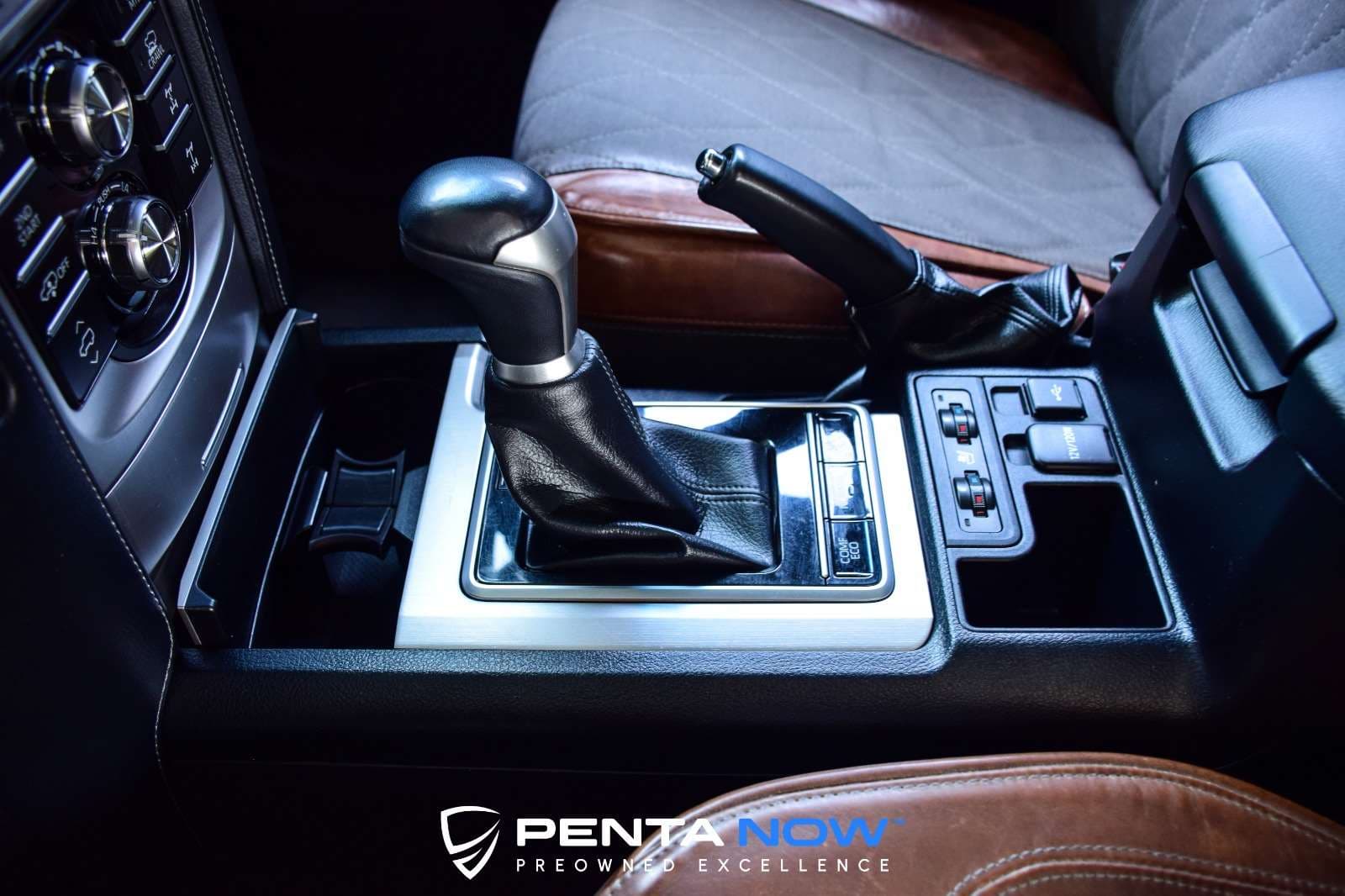 2022 Toyota Prado, image 11 of 16