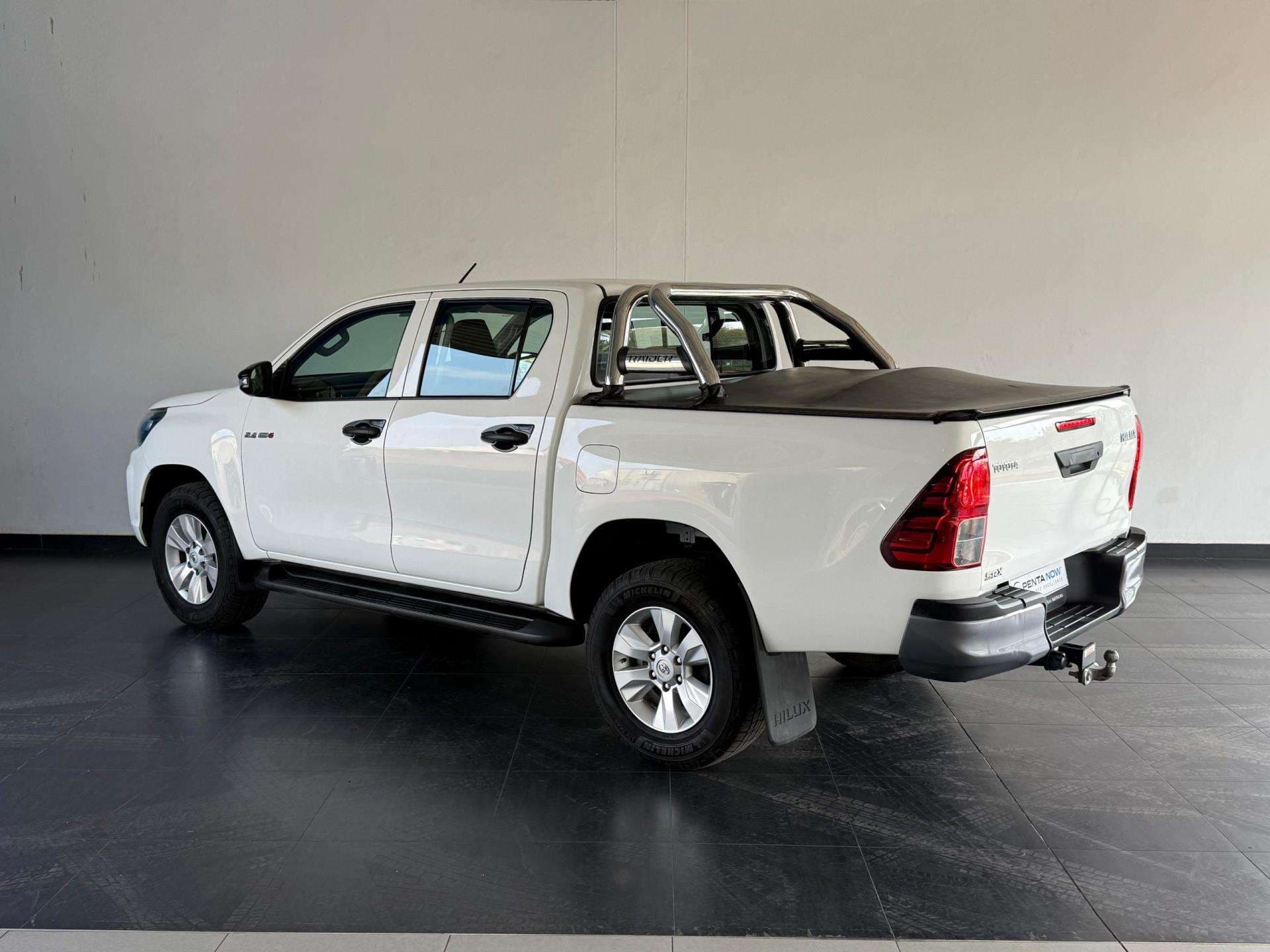 2019 Toyota Hilux, image 8 of 16