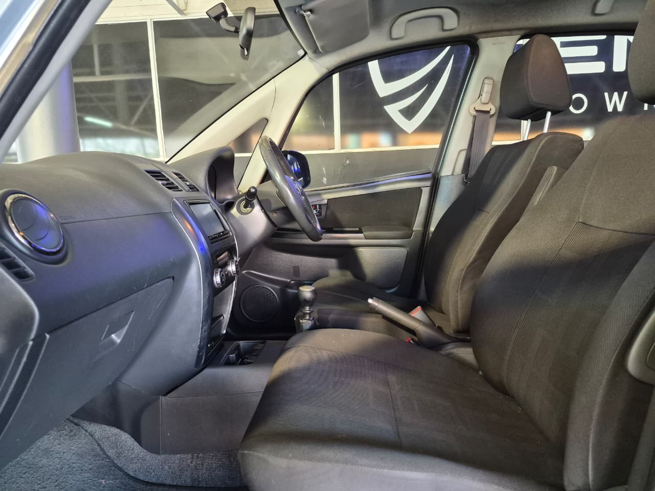 2010 Suzuki Sx4, image 12 of 16