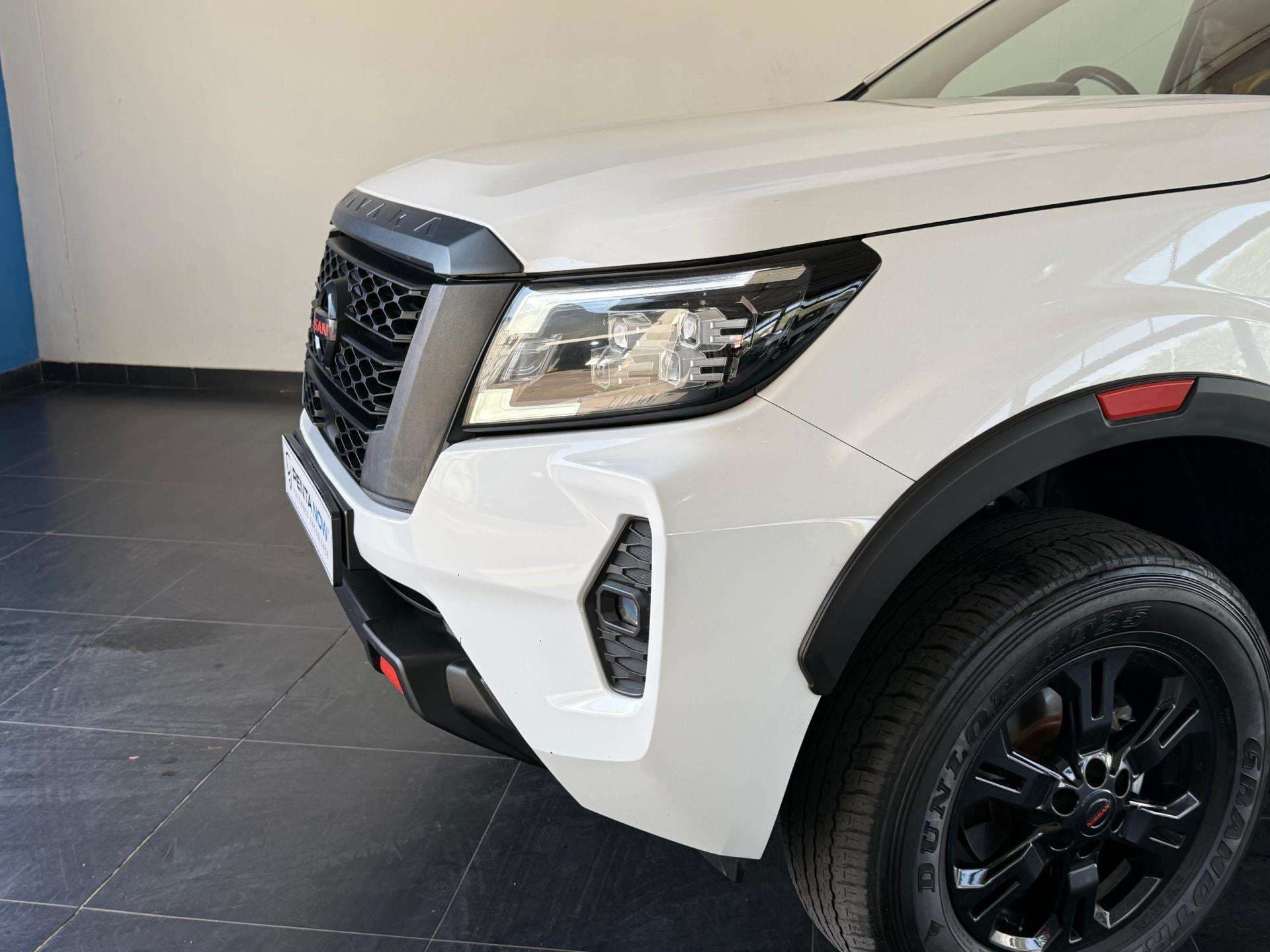 2023 Nissan Navara, image 10 of 16