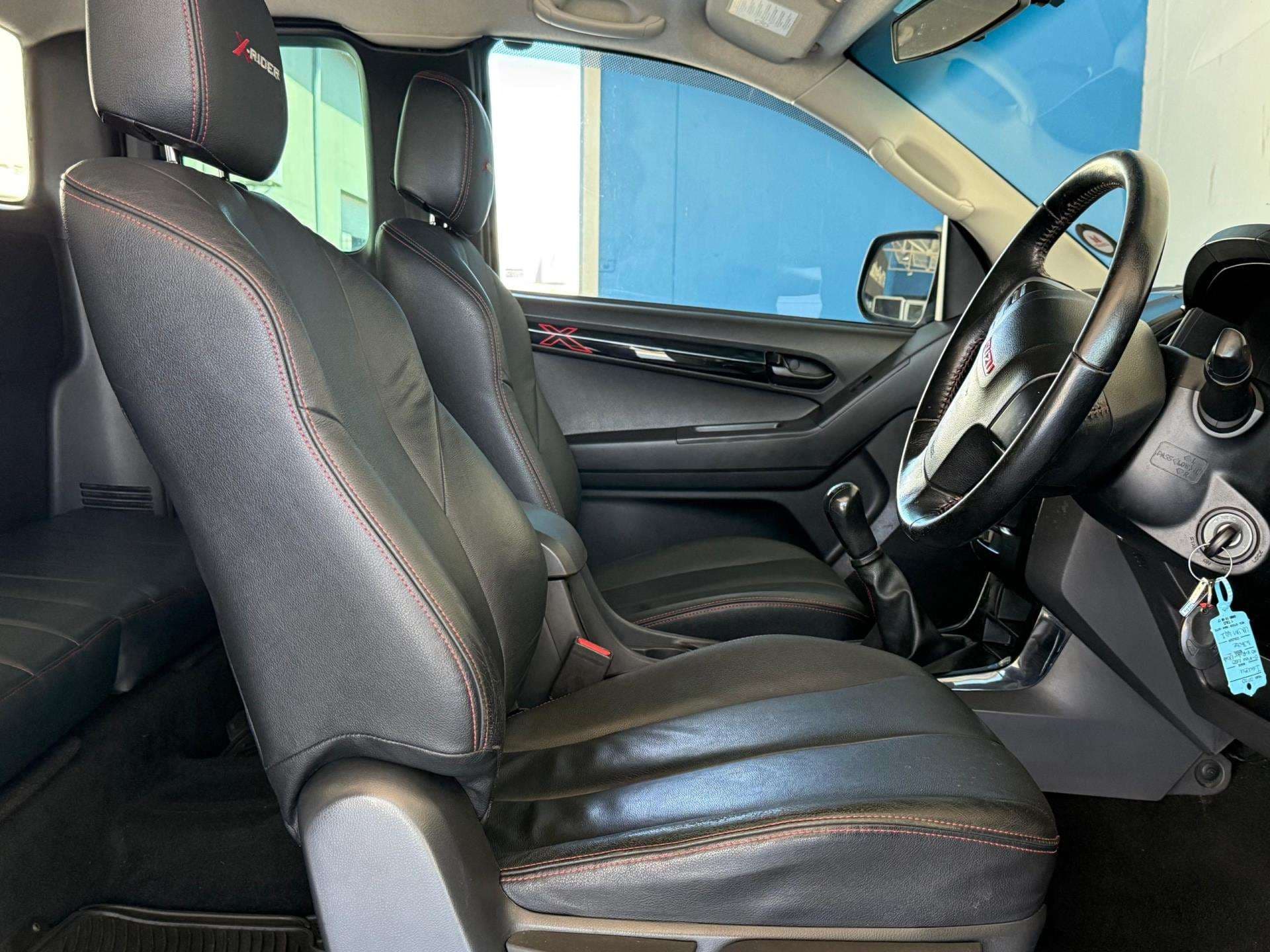 2020 Isuzu D-max, image 13 of 16