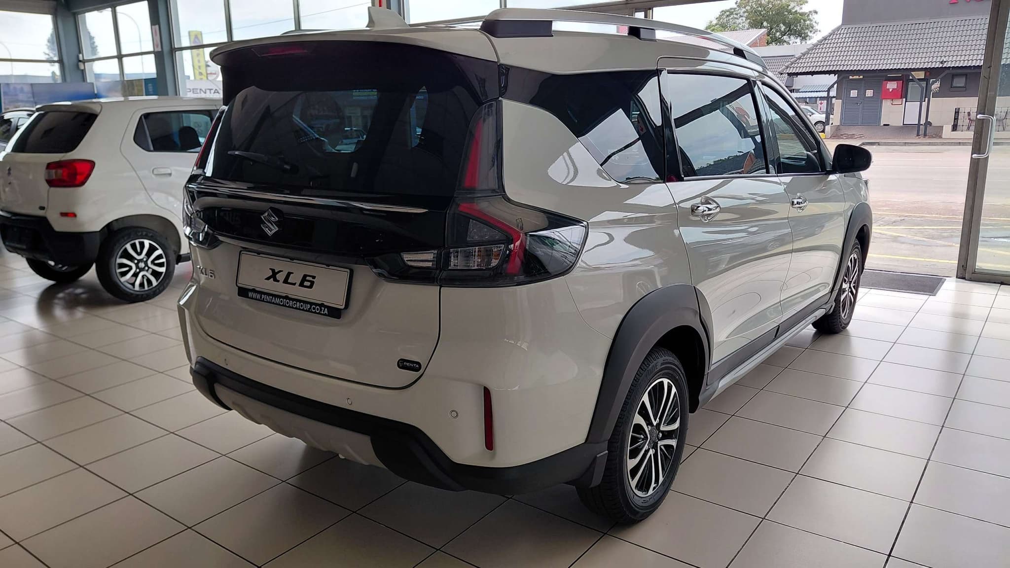 2026 Suzuki Xl 6, image 3 of 8