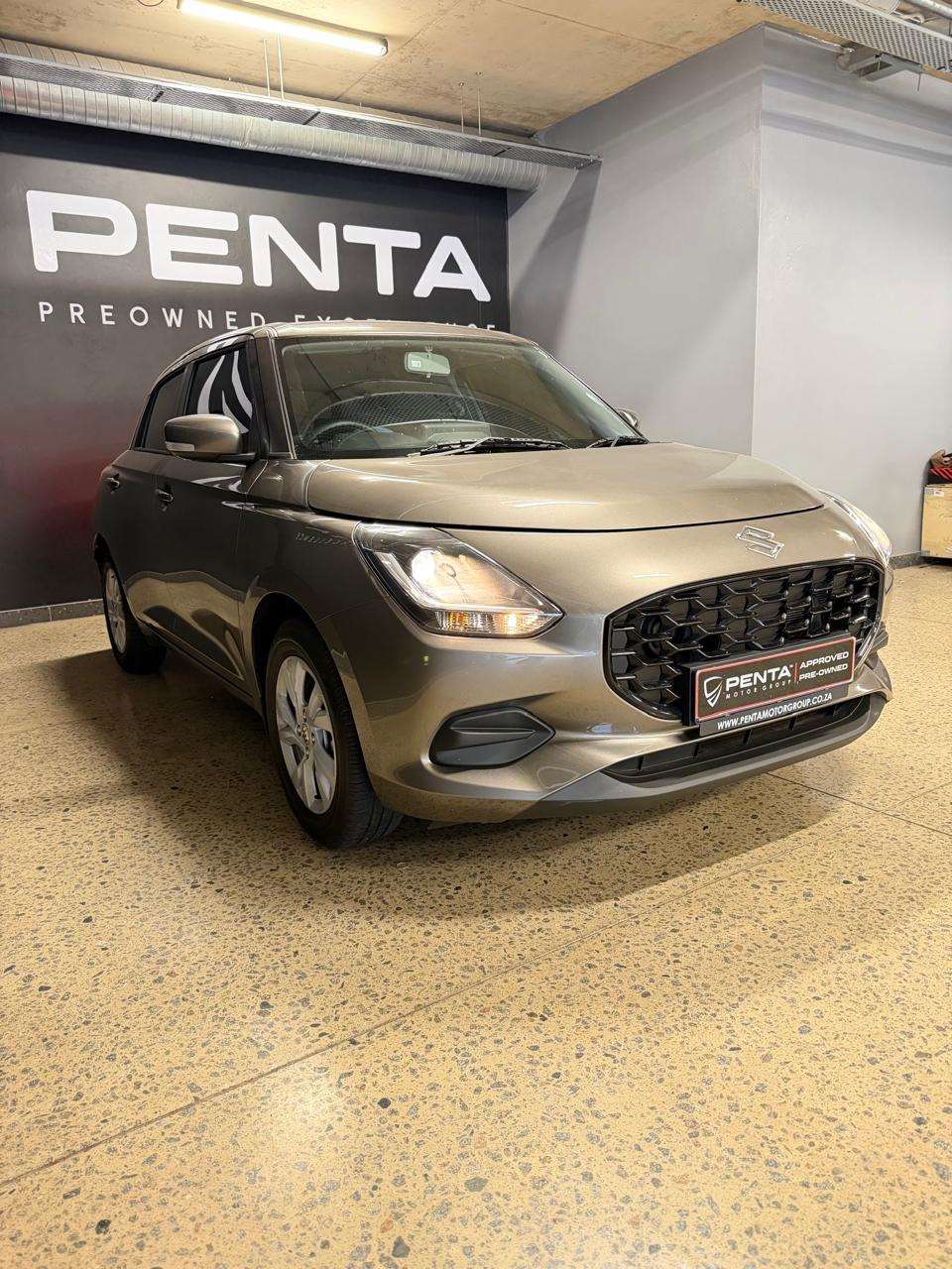 2026 Suzuki Swift, image 2 of 16