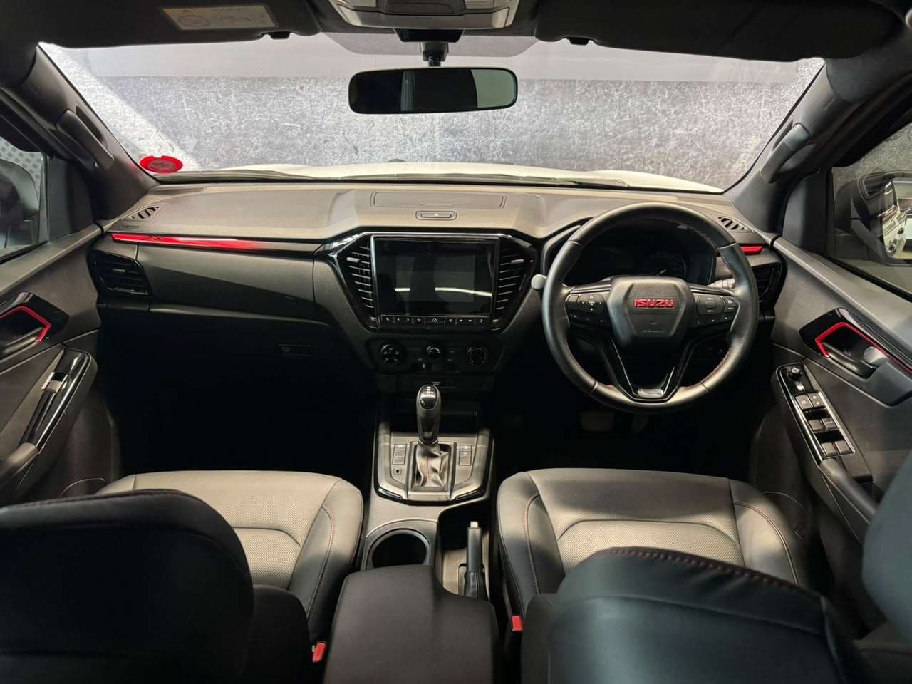 2025 Isuzu D-max 1.9 Ddi Hr X-rider A/t D/c, image 12 of 13