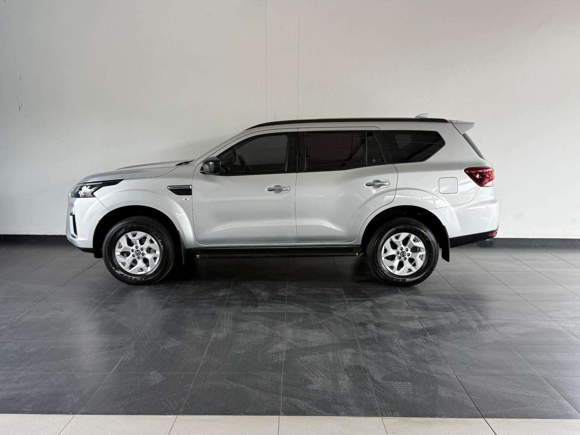 2022 Nissan Terra, image 5 of 16