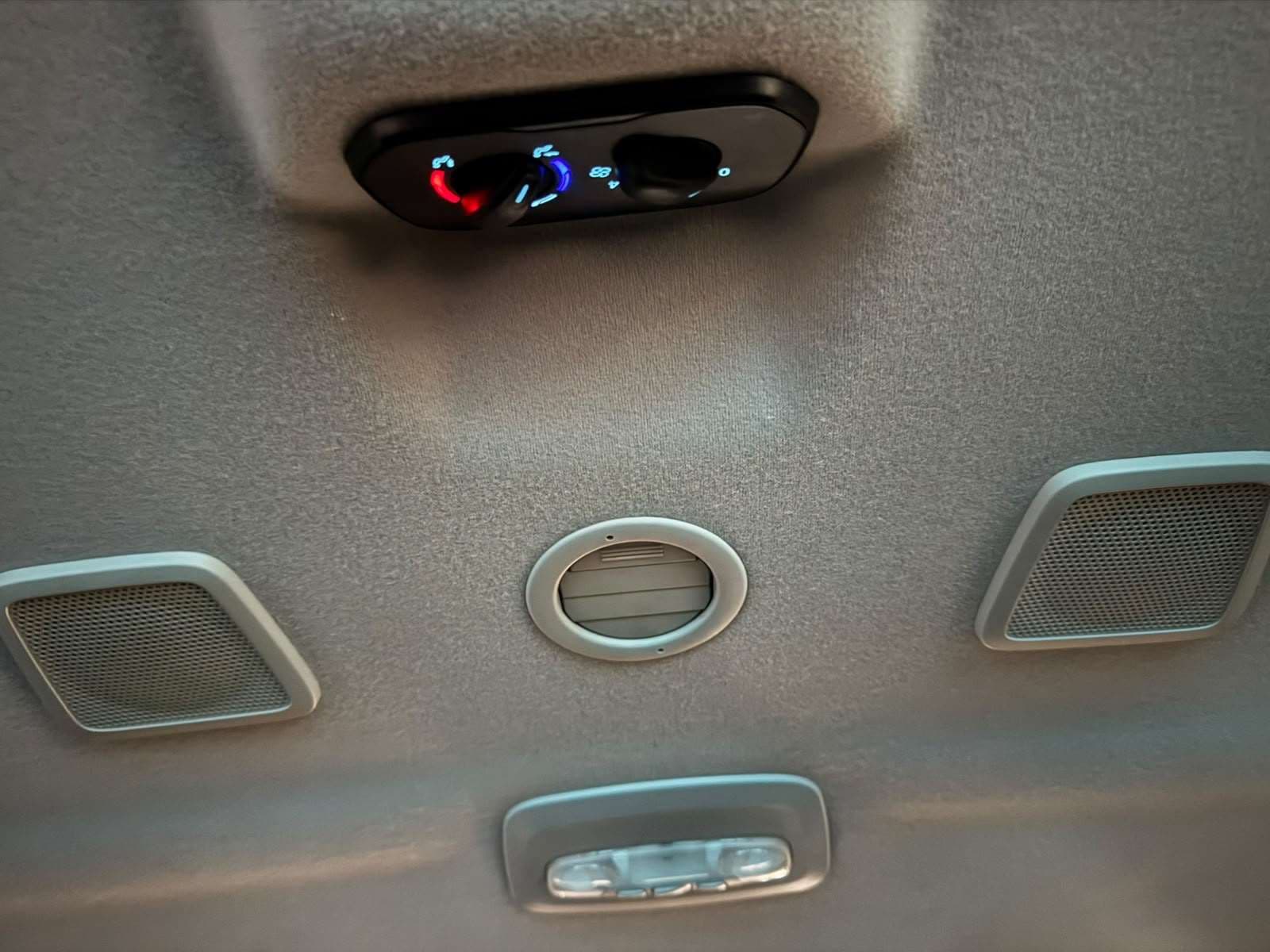 2018 Ford Tourneo Custom, image 15 of 16