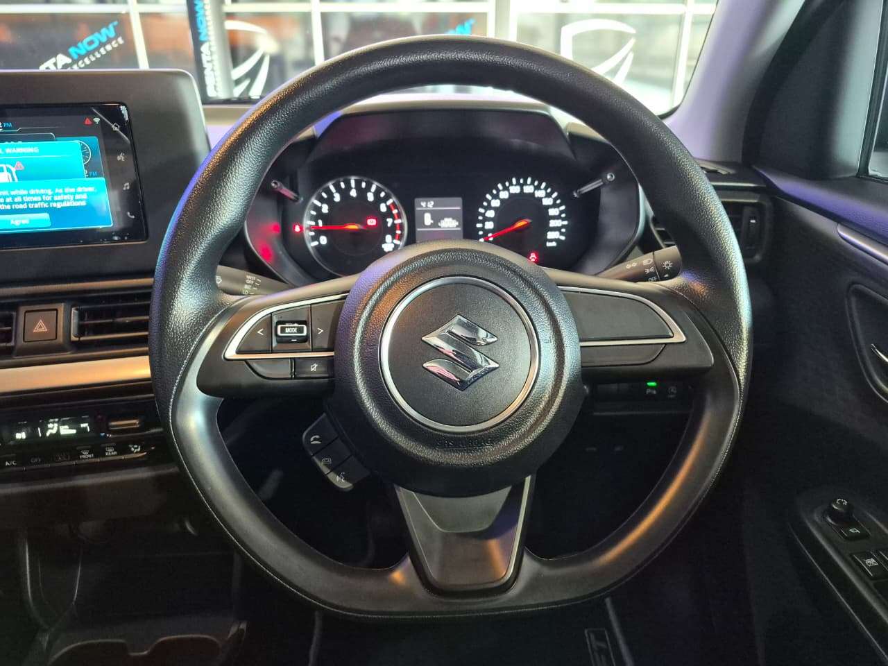 2026 Suzuki Swift, image 8 of 16