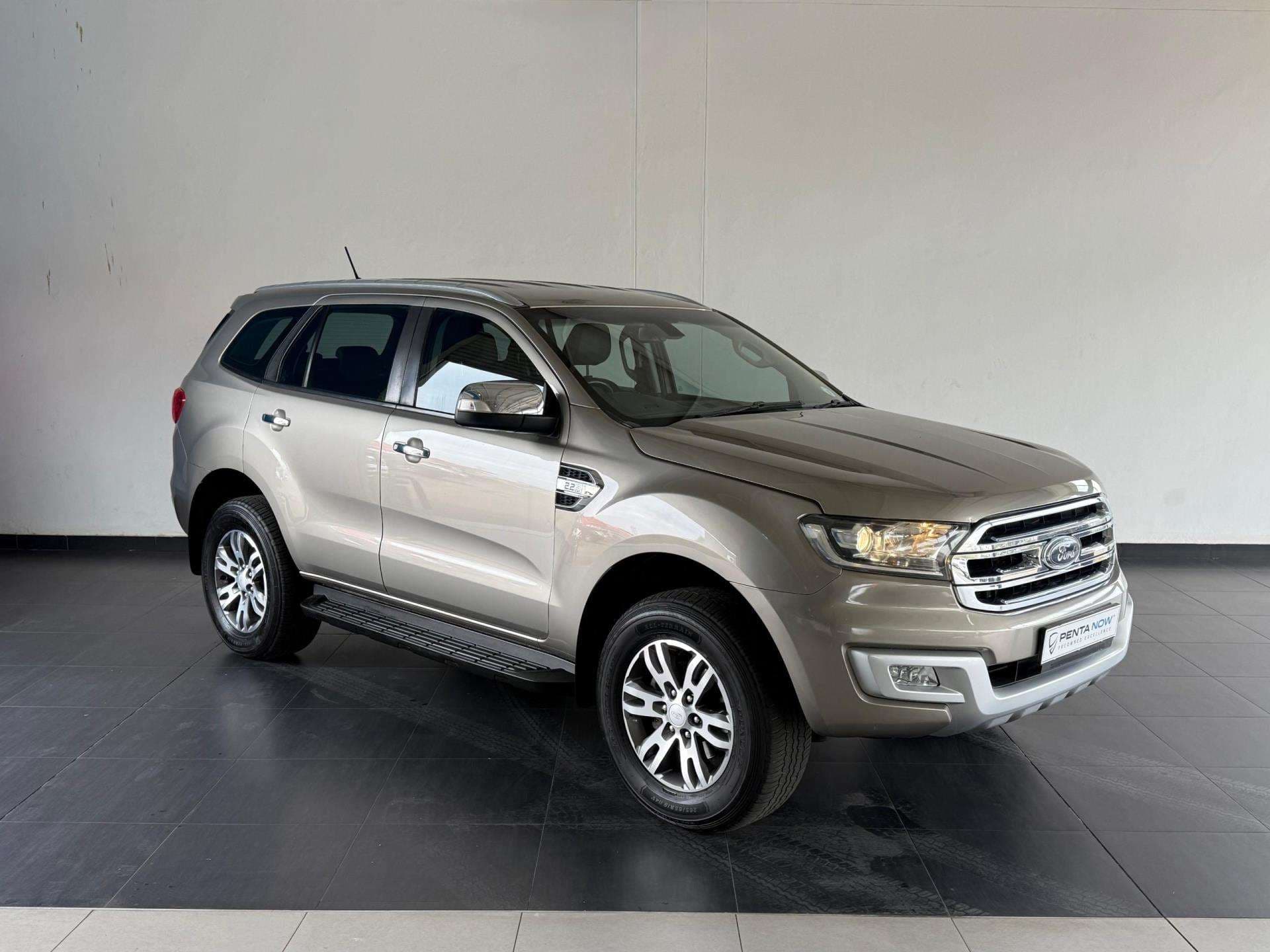 2018 Ford Everest, image 3 of 16