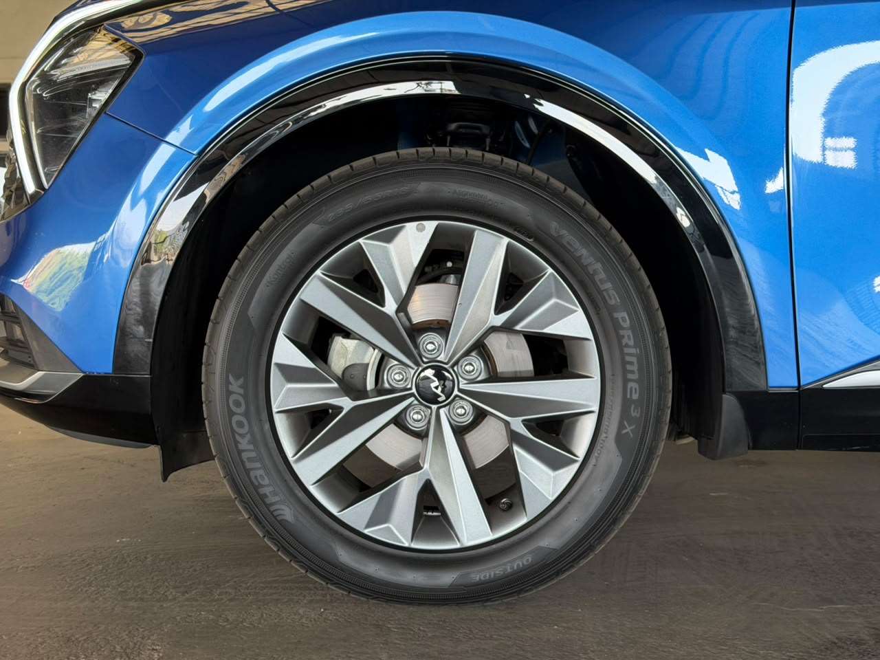 2023 Kia Sportage, image 9 of 16