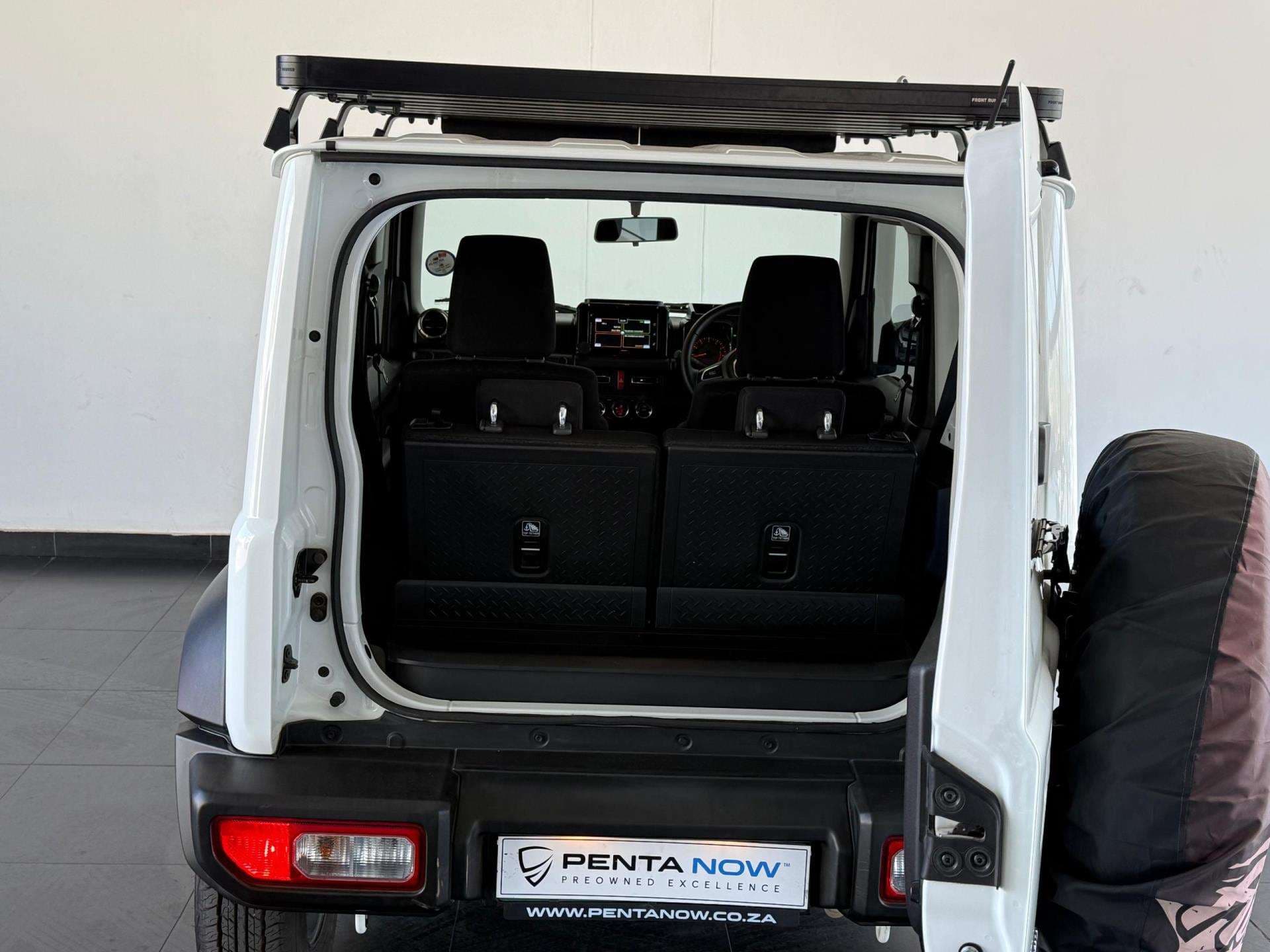 2025 Suzuki Jimny, image 7 of 16