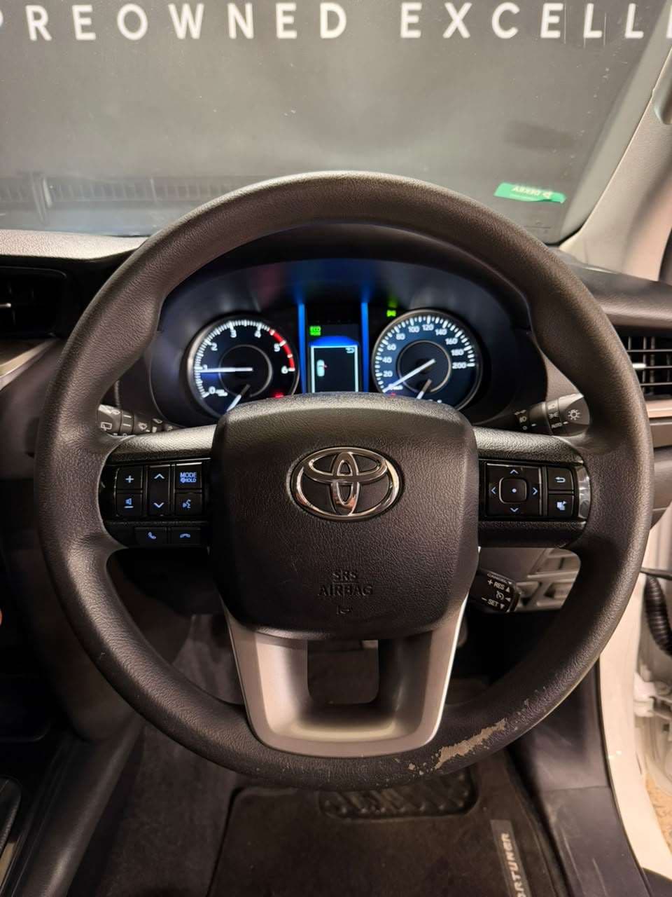 2021 Toyota Fortuner, image 8 of 16