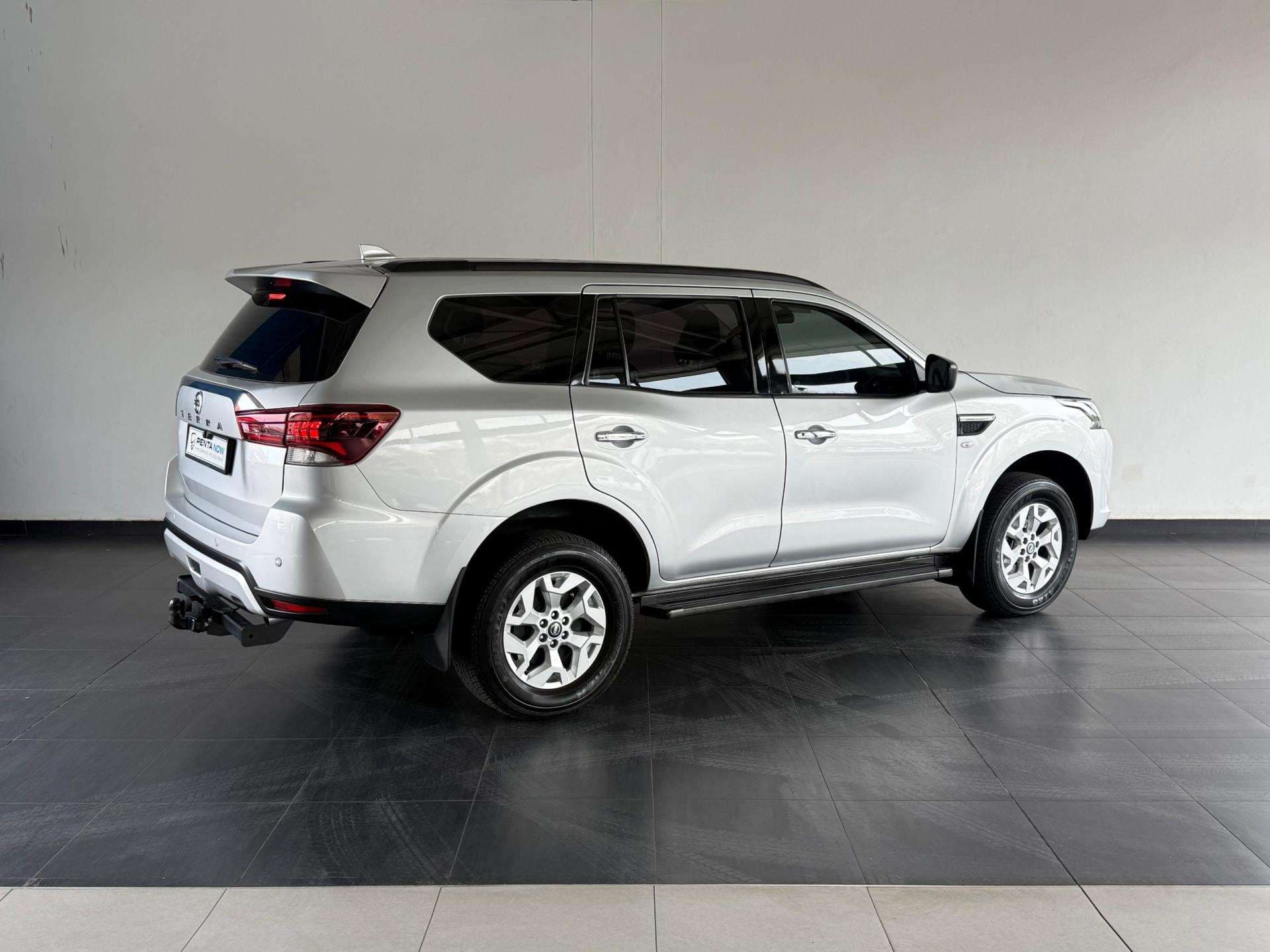 2022 Nissan Terra, image 6 of 16